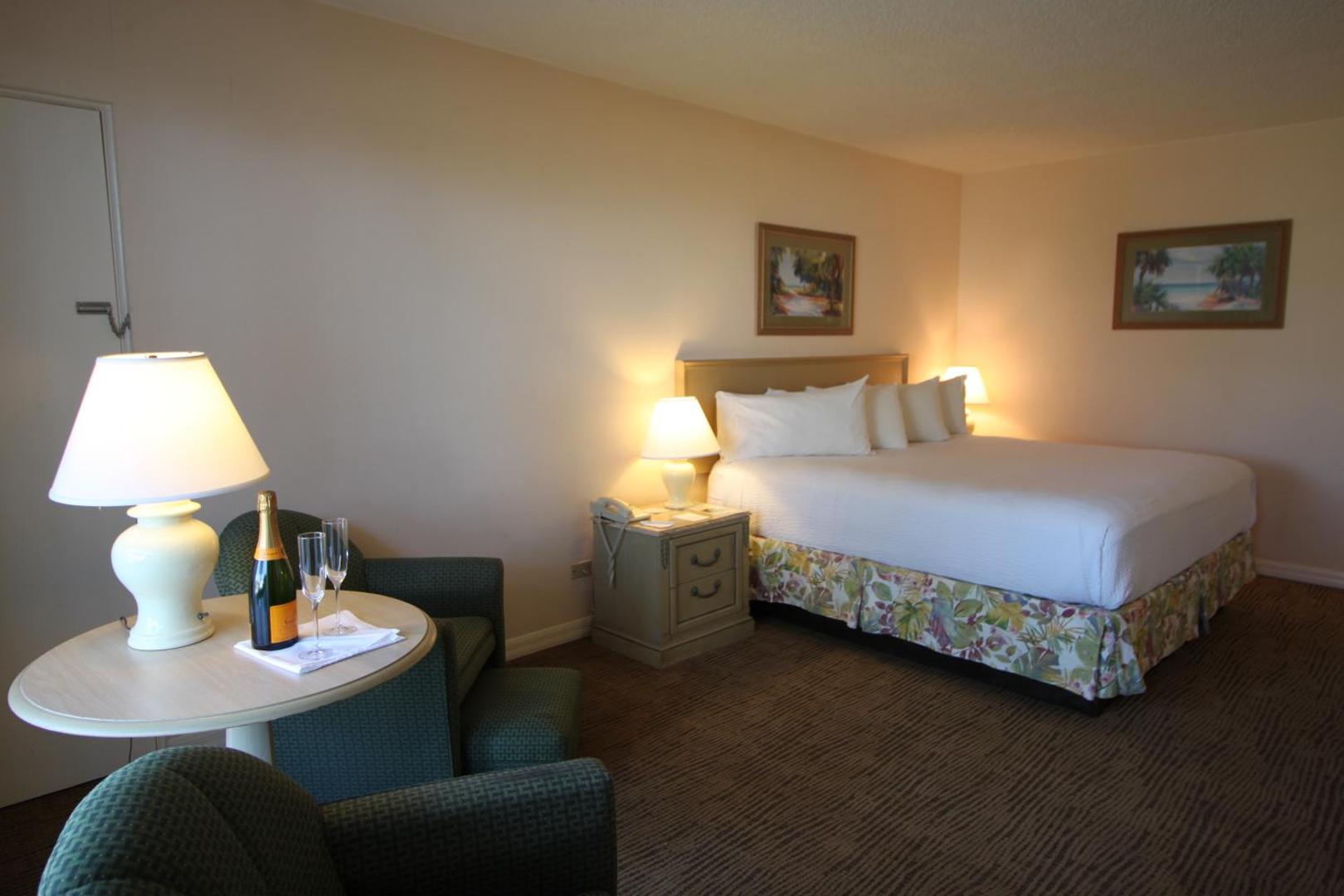 Sandcastle Resort at Lido Beach