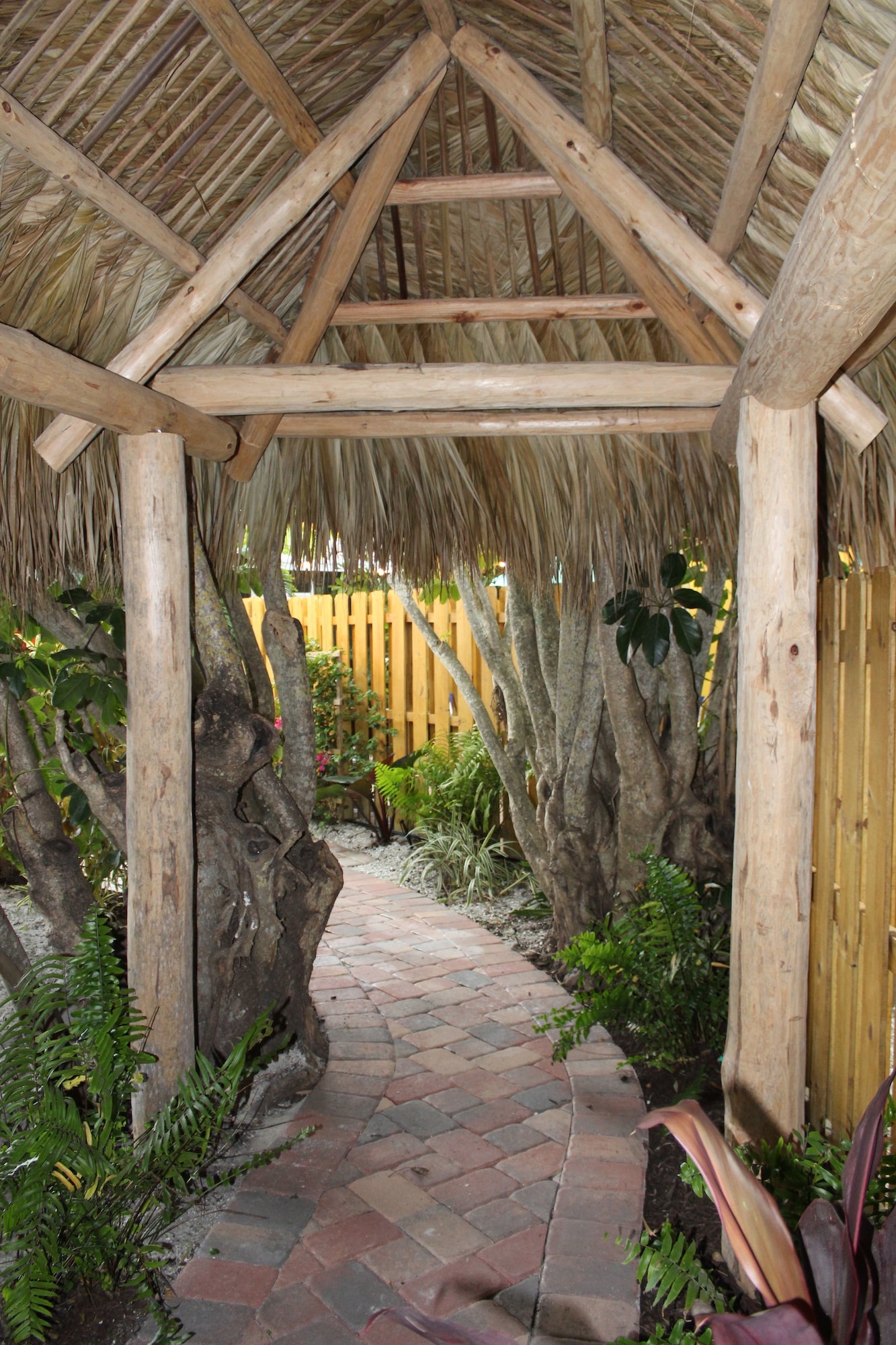 Siesta Key Palms Hotel