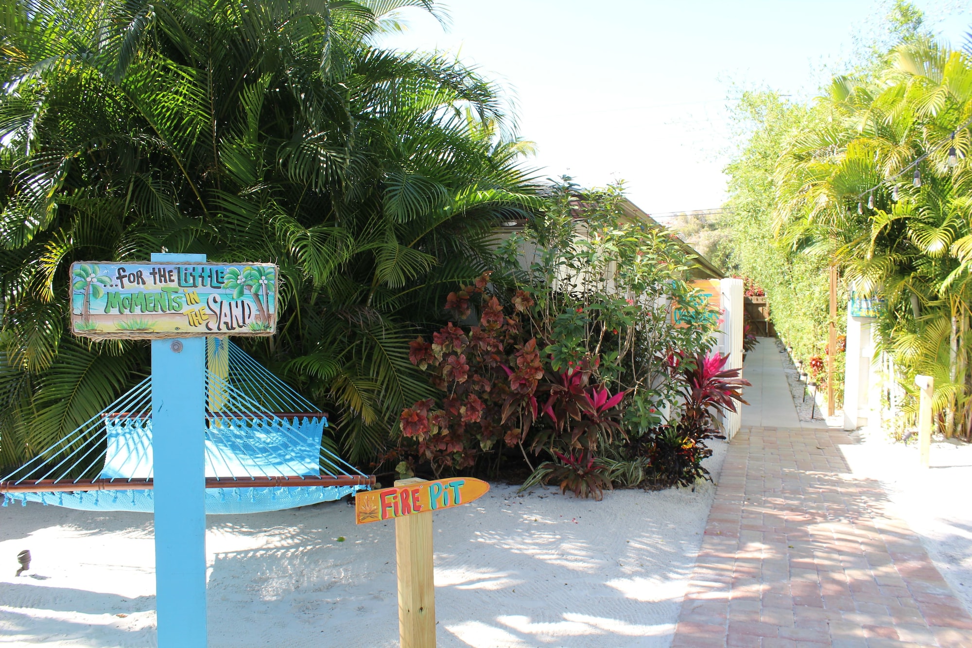 Siesta Key Palms Hotel