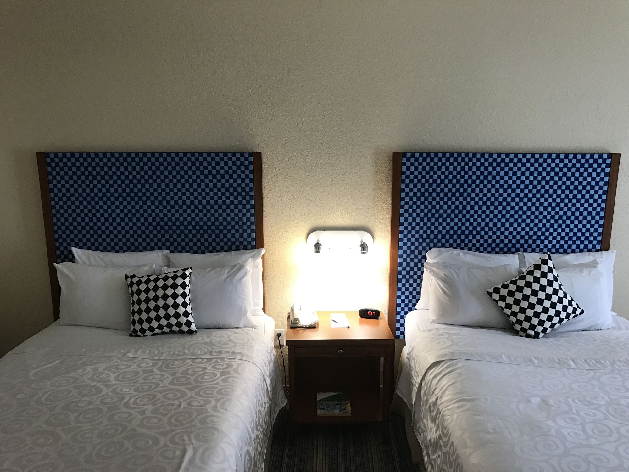 Seven Sebring Raceway Hotel