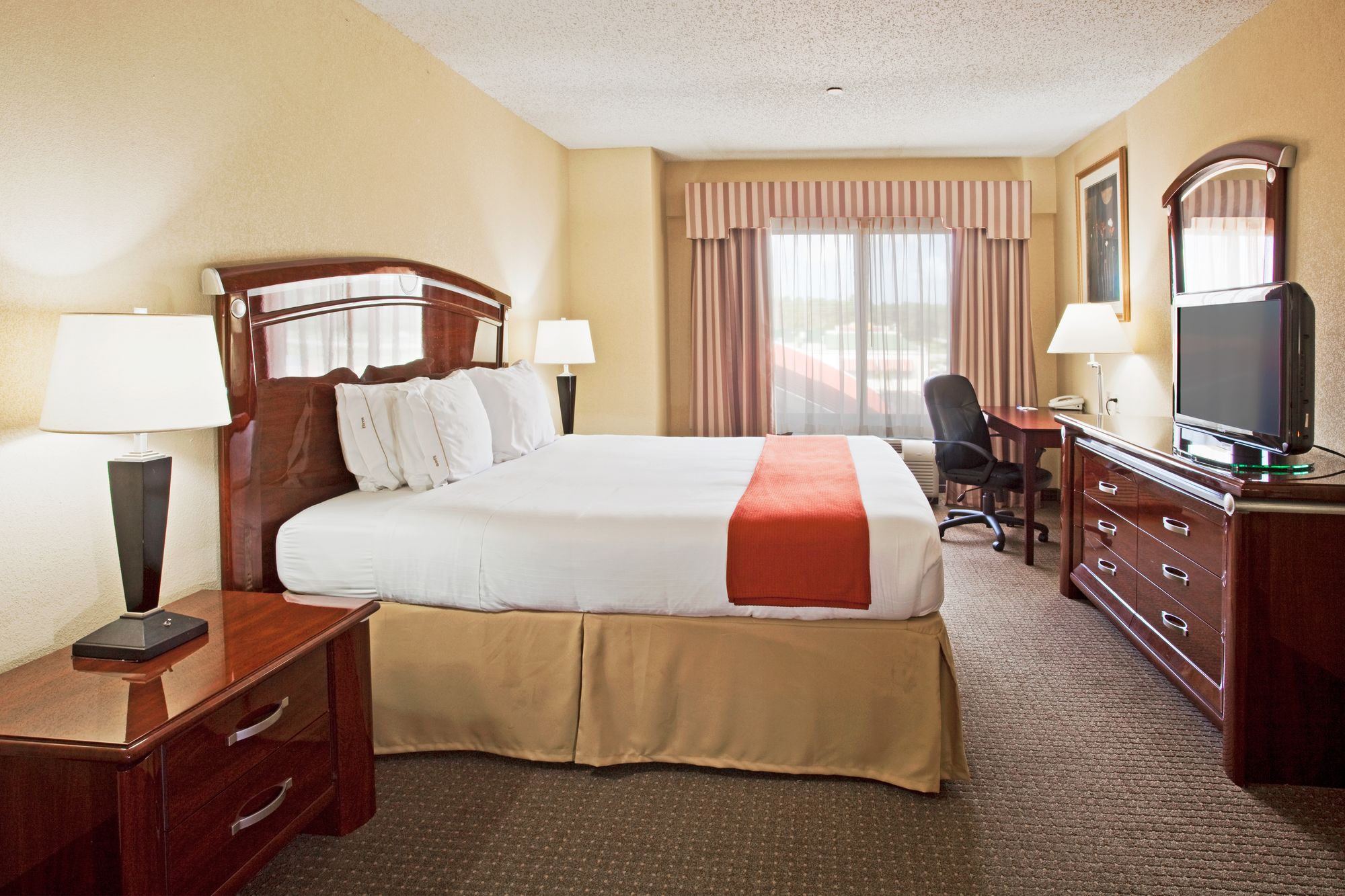 Holiday Inn Express & Suites Sebring