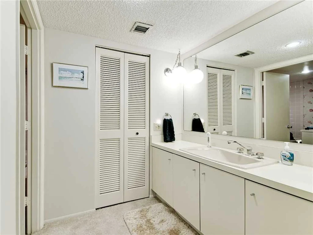 Excelsior Condominiums