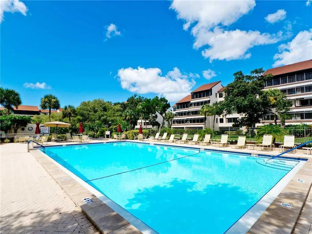 Excelsior Condominiums