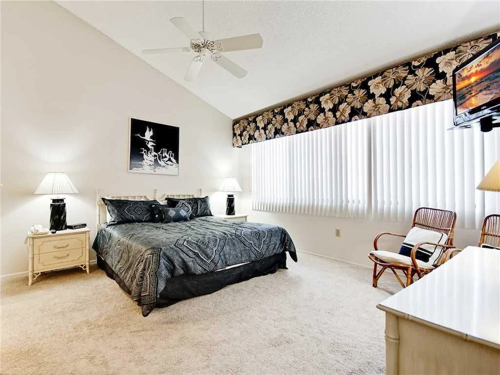 Excelsior Condominiums
