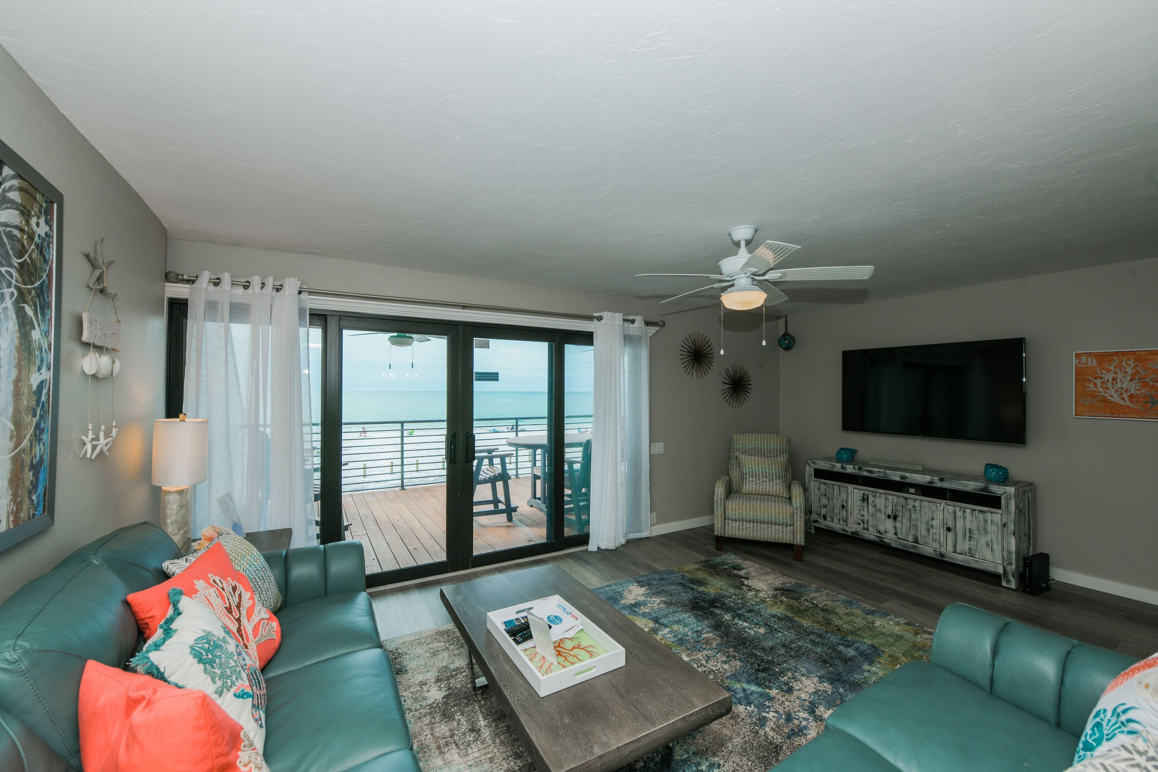 Fanta-Sea On The Beach by Beachside Management