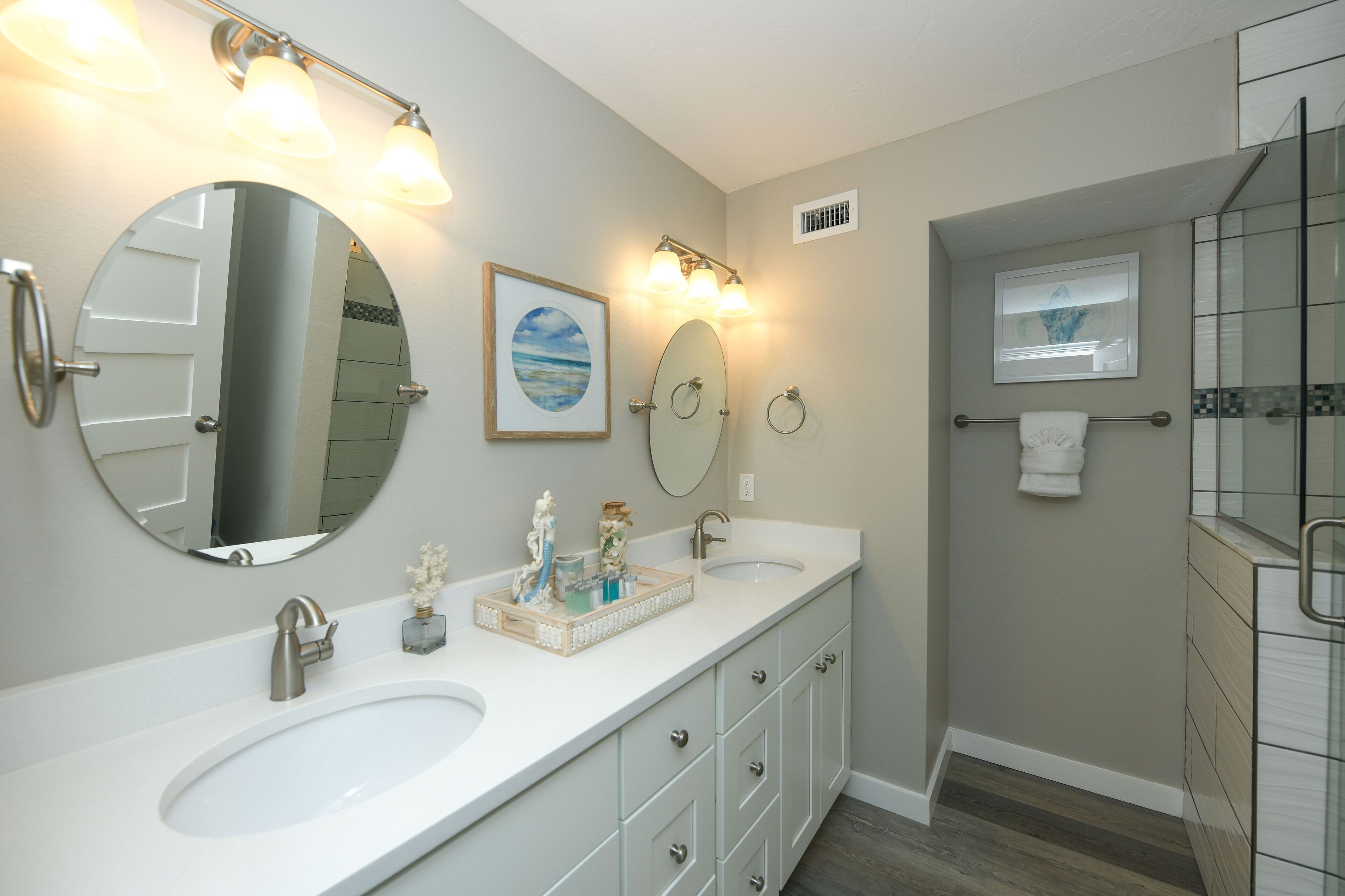 Fanta-Sea On The Beach by Beachside Management