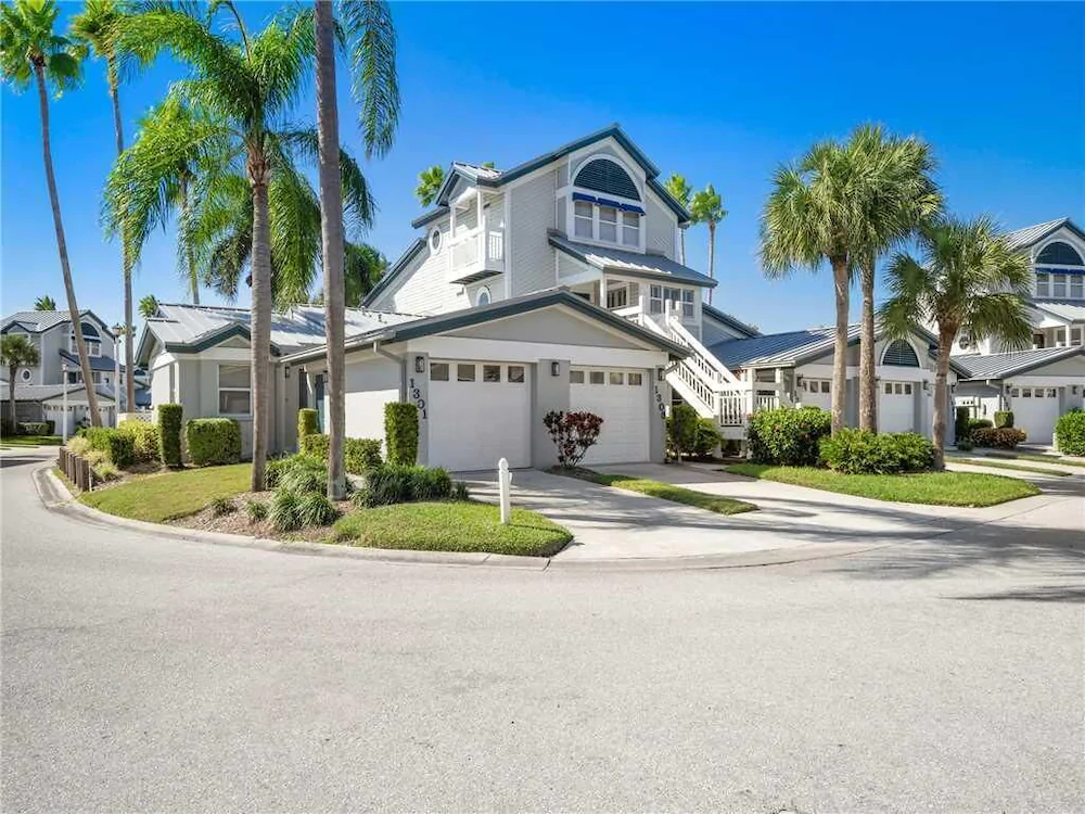 Gulf & Bay Club Bayside