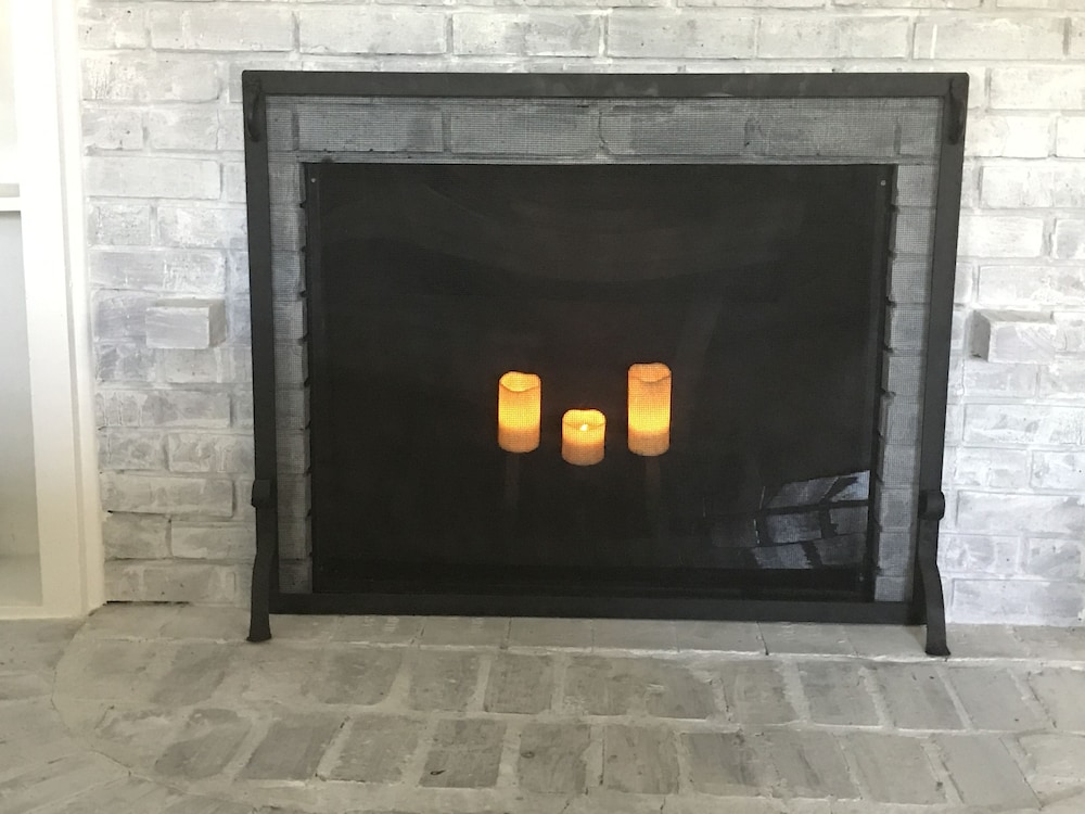 Rad's Cozy Cottage on Canal