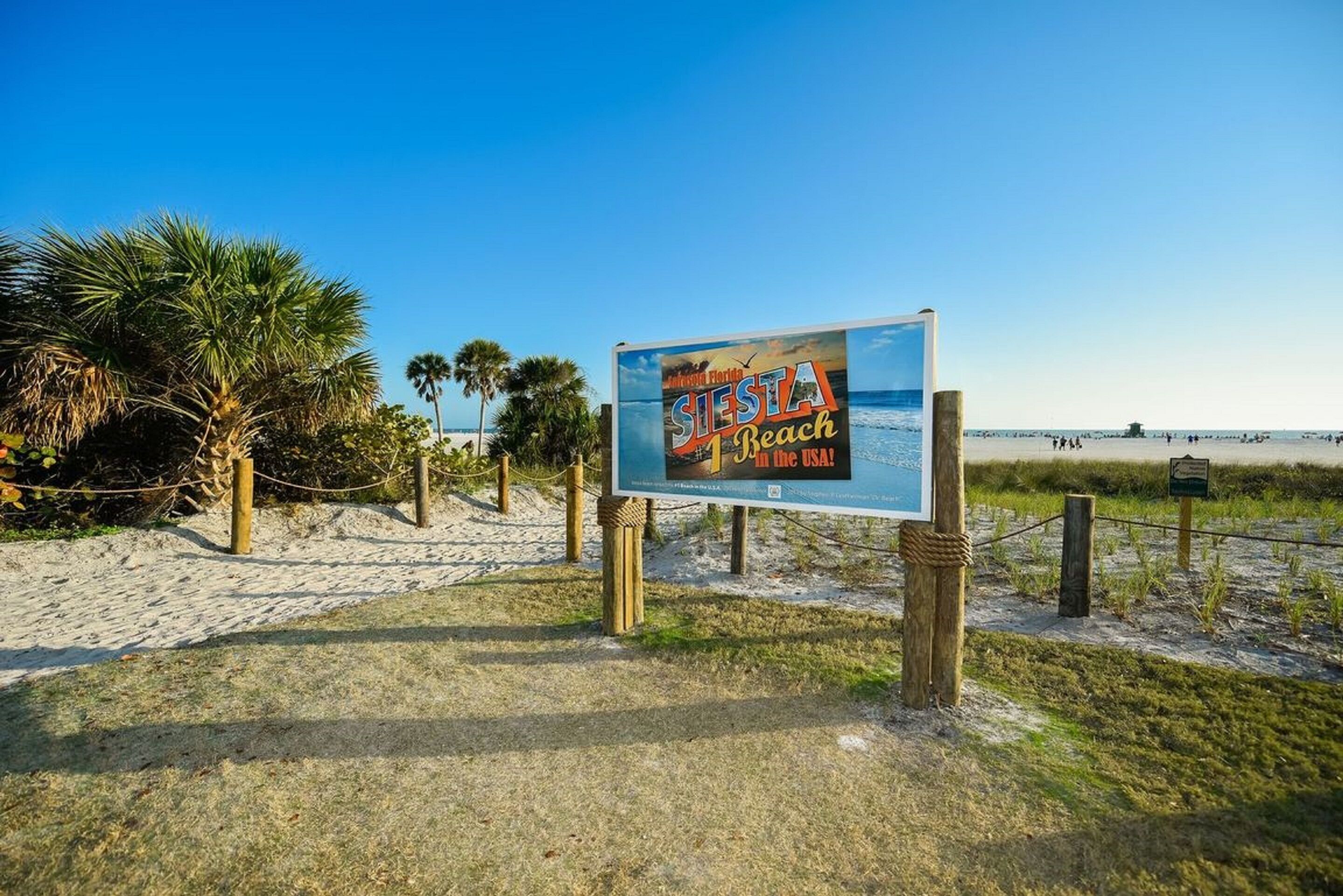 Sun and Sea by Beachside Management