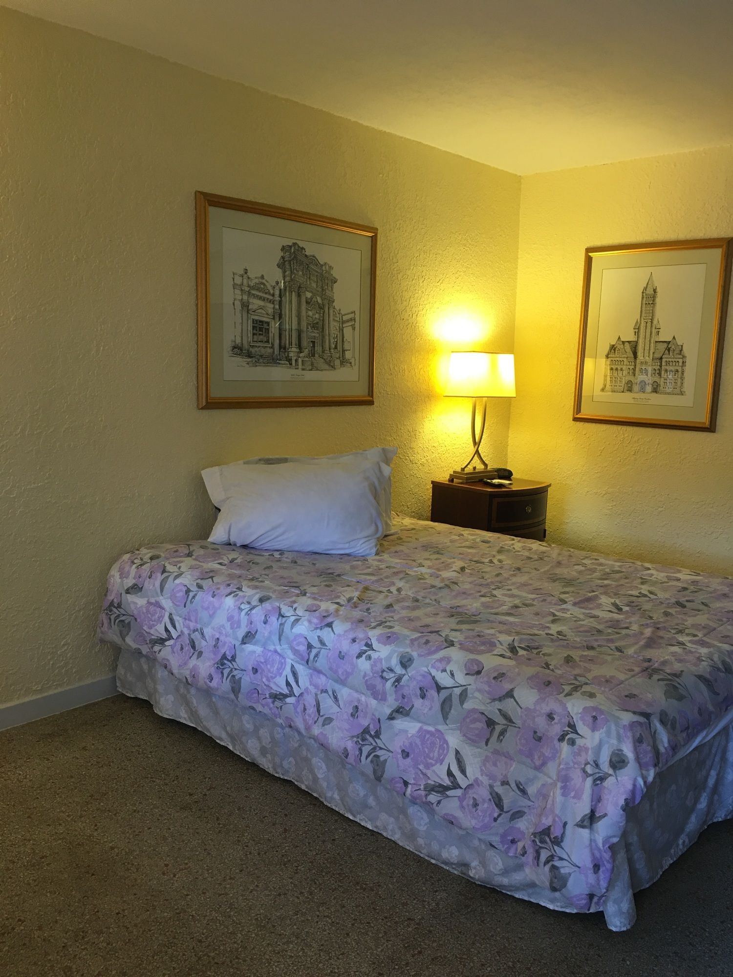 Economy Lodge