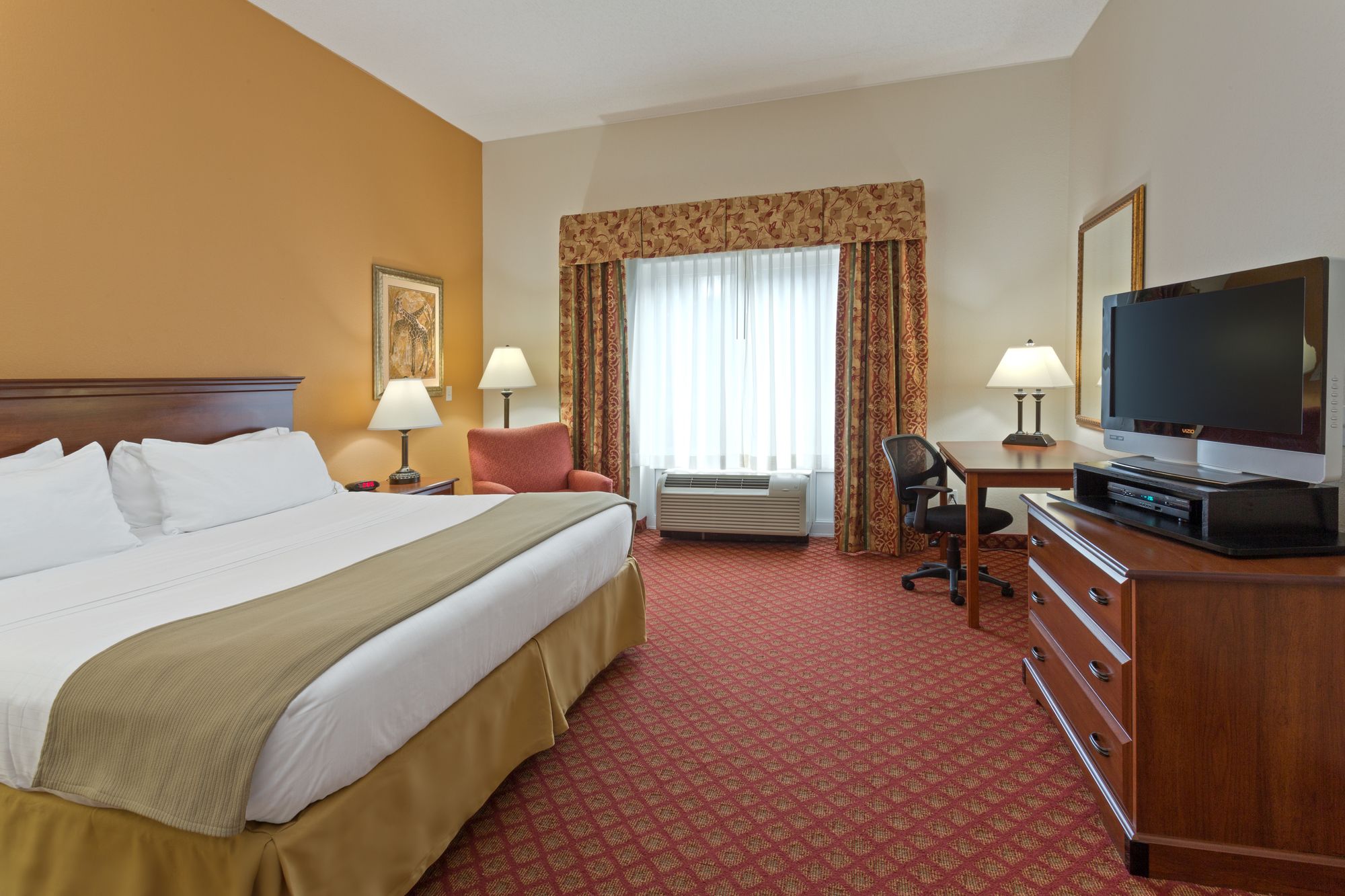 Holiday Inn Express Hotel & Suites Silver Springs - Ocala