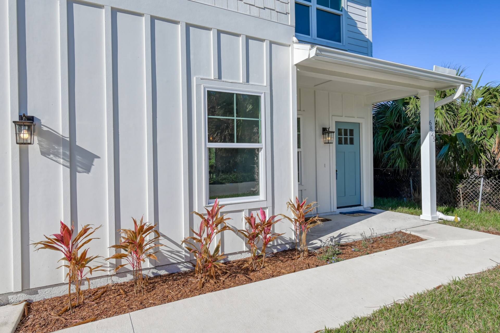 Array of Sunshine Beach House