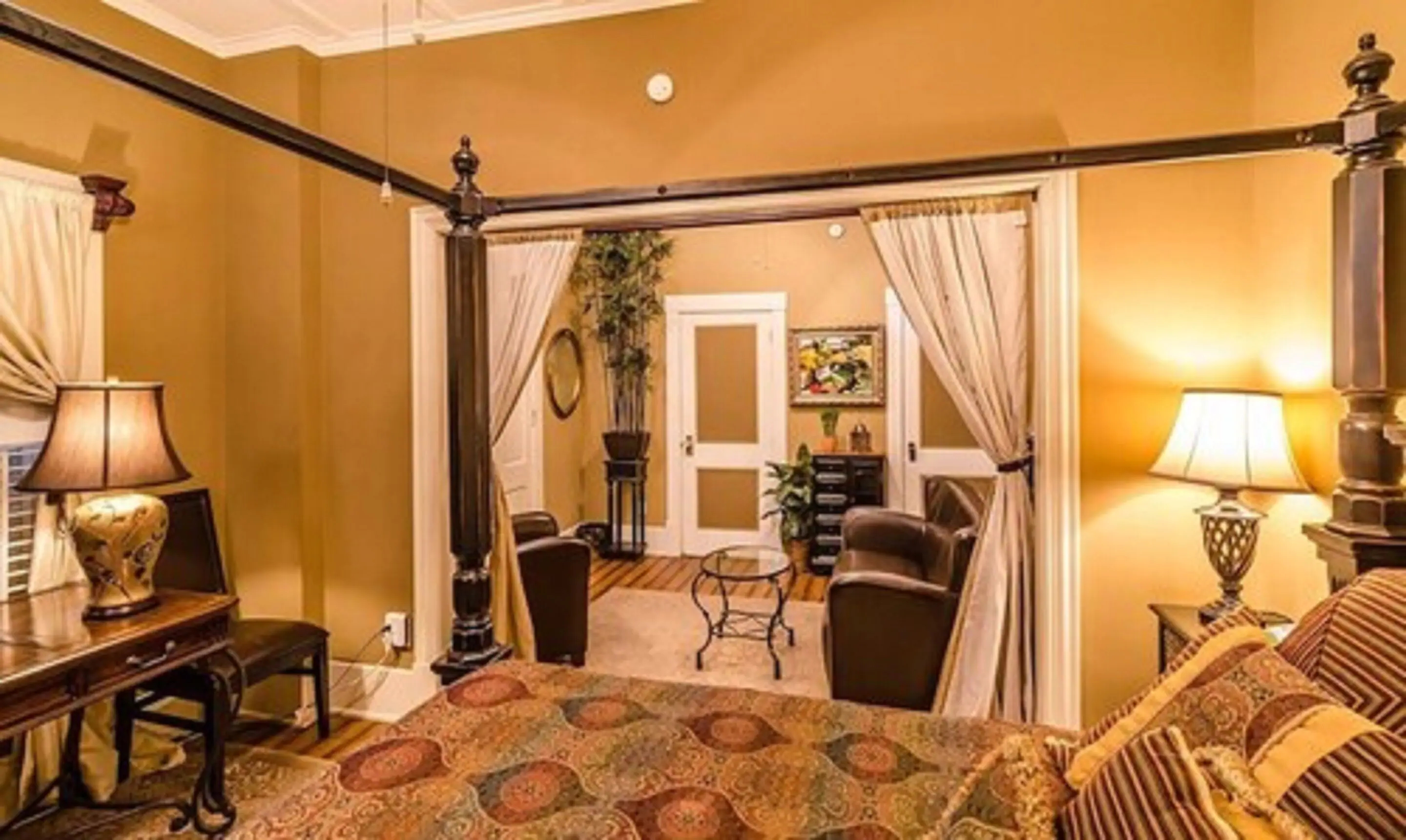 Casablanca Inn