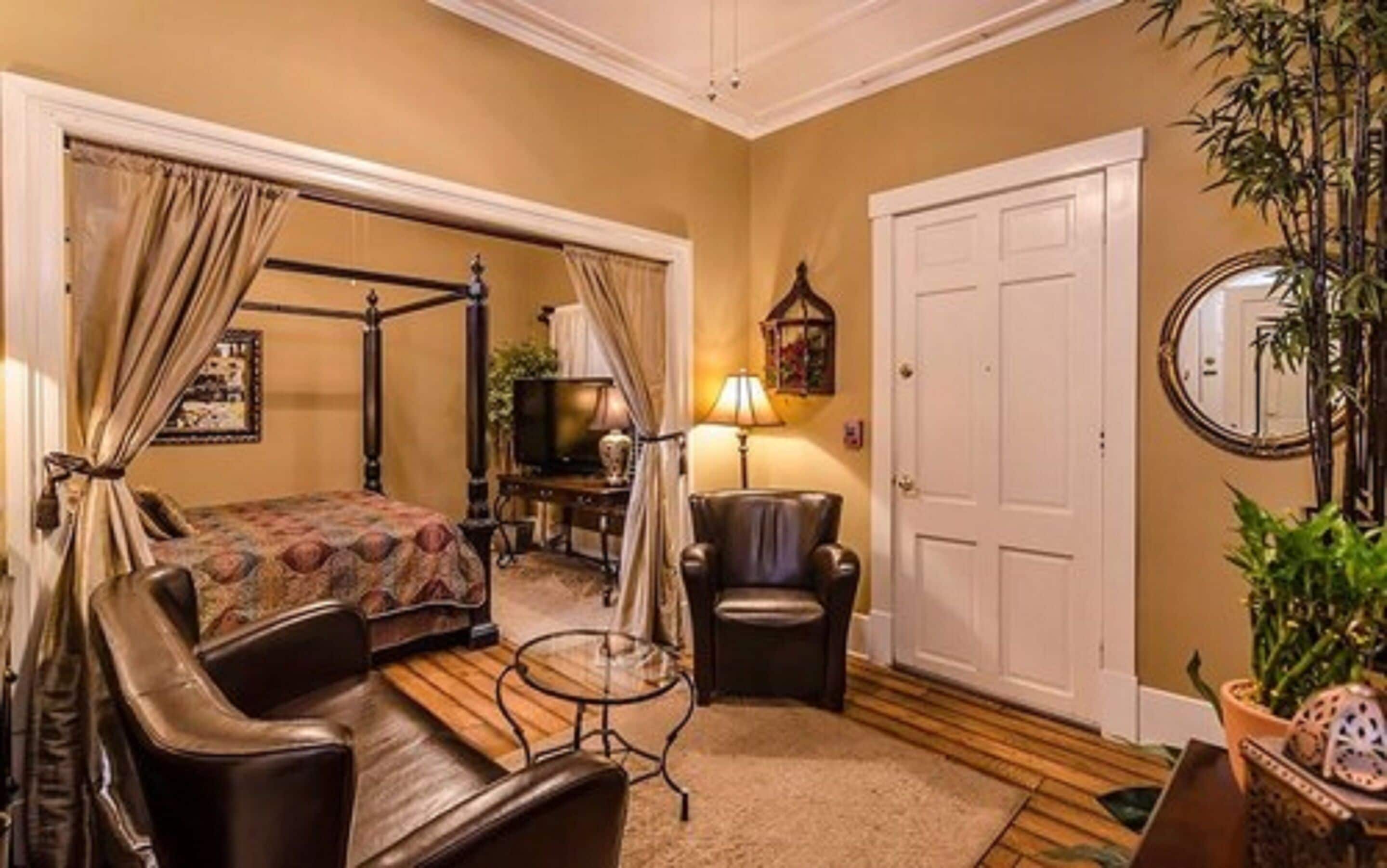 Casablanca Inn