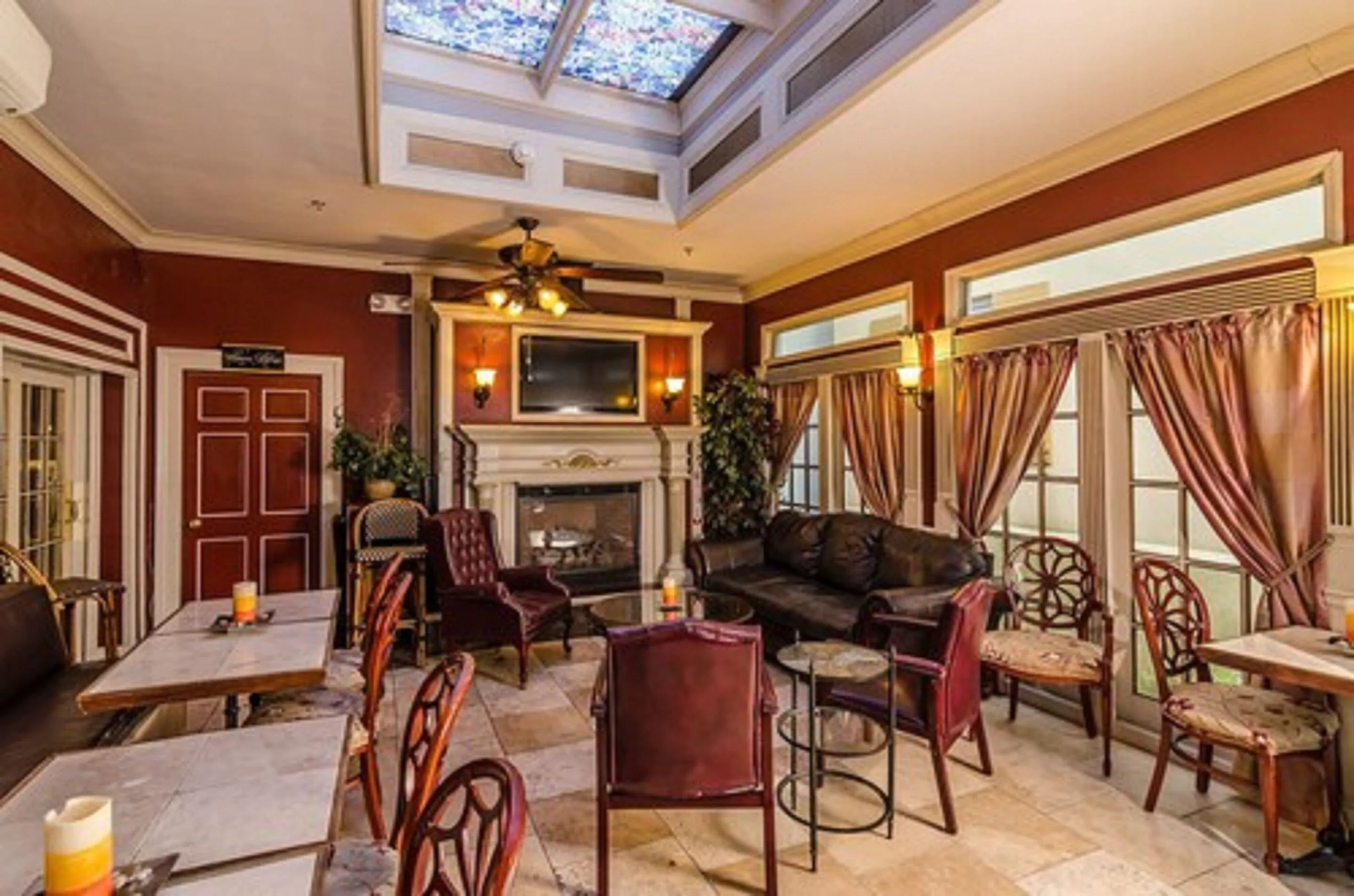 Casablanca Inn