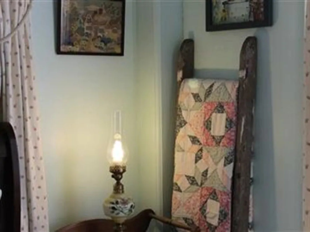 Victorian House B&B