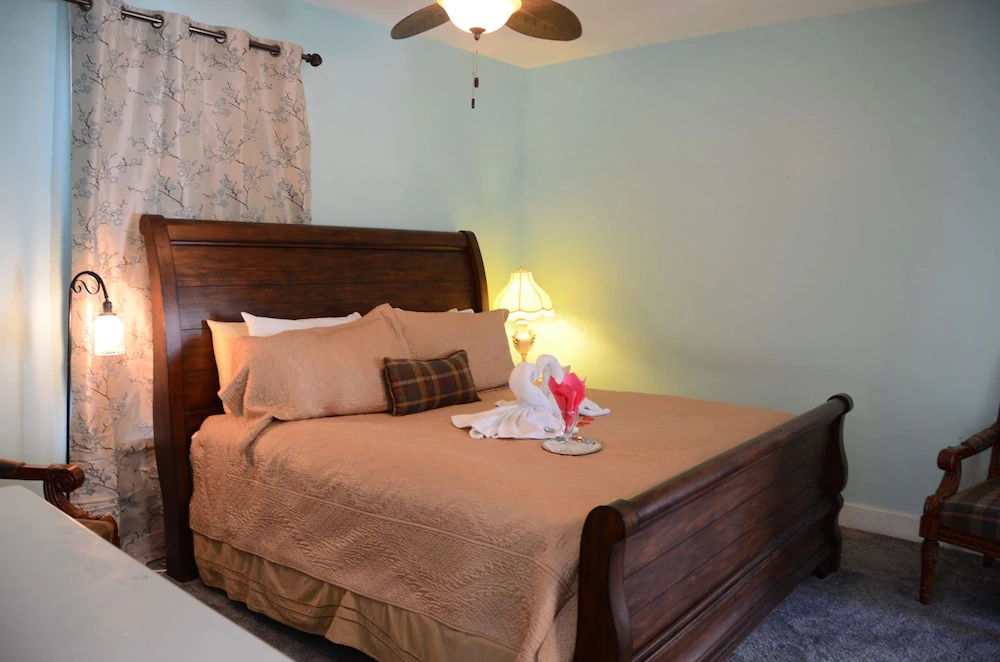 Victorian House B&B