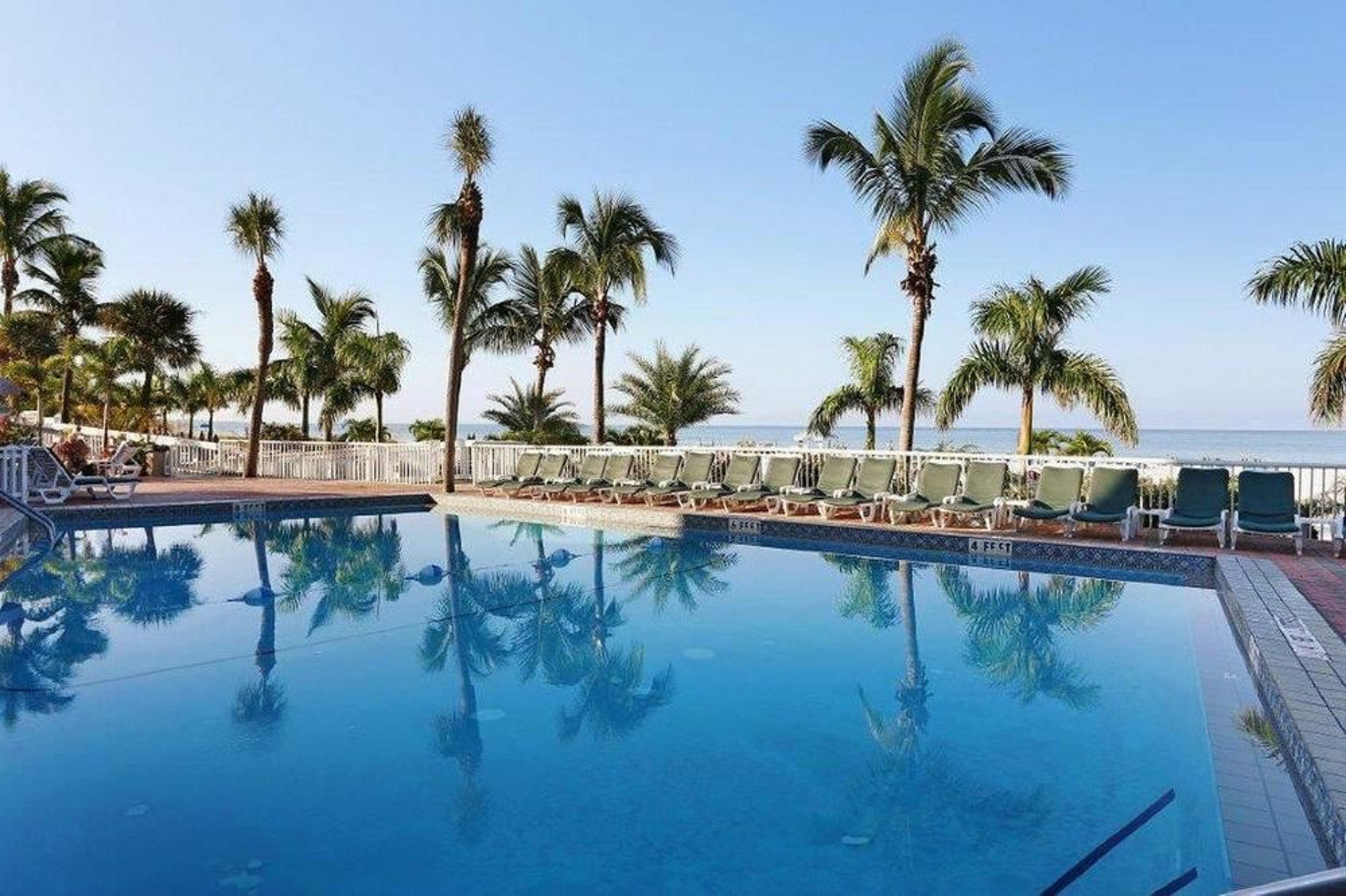 Bellwether Beach Resort