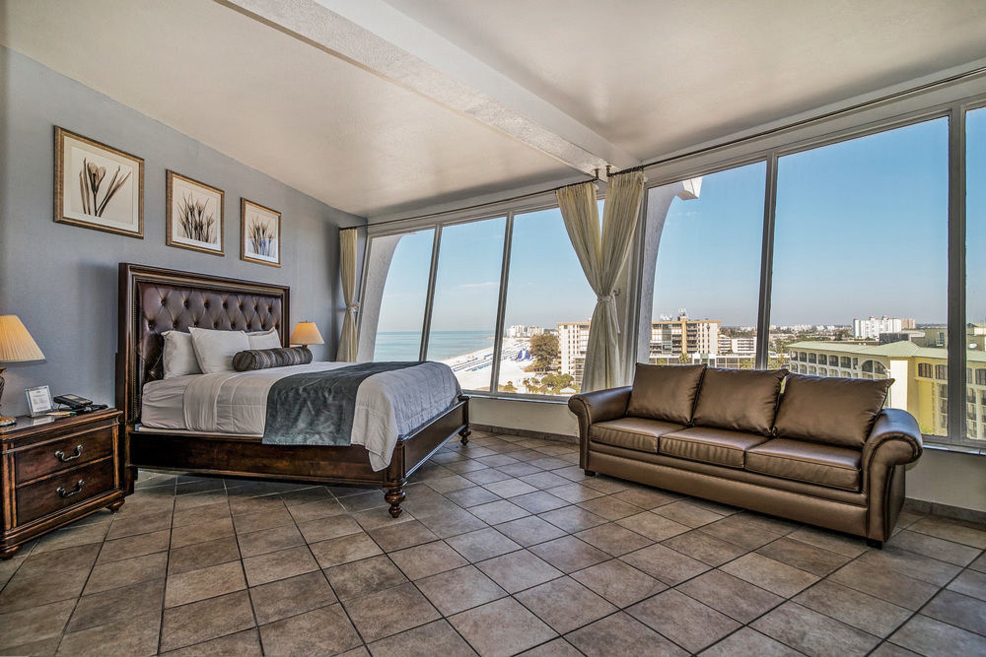 Bellwether Beach Resort