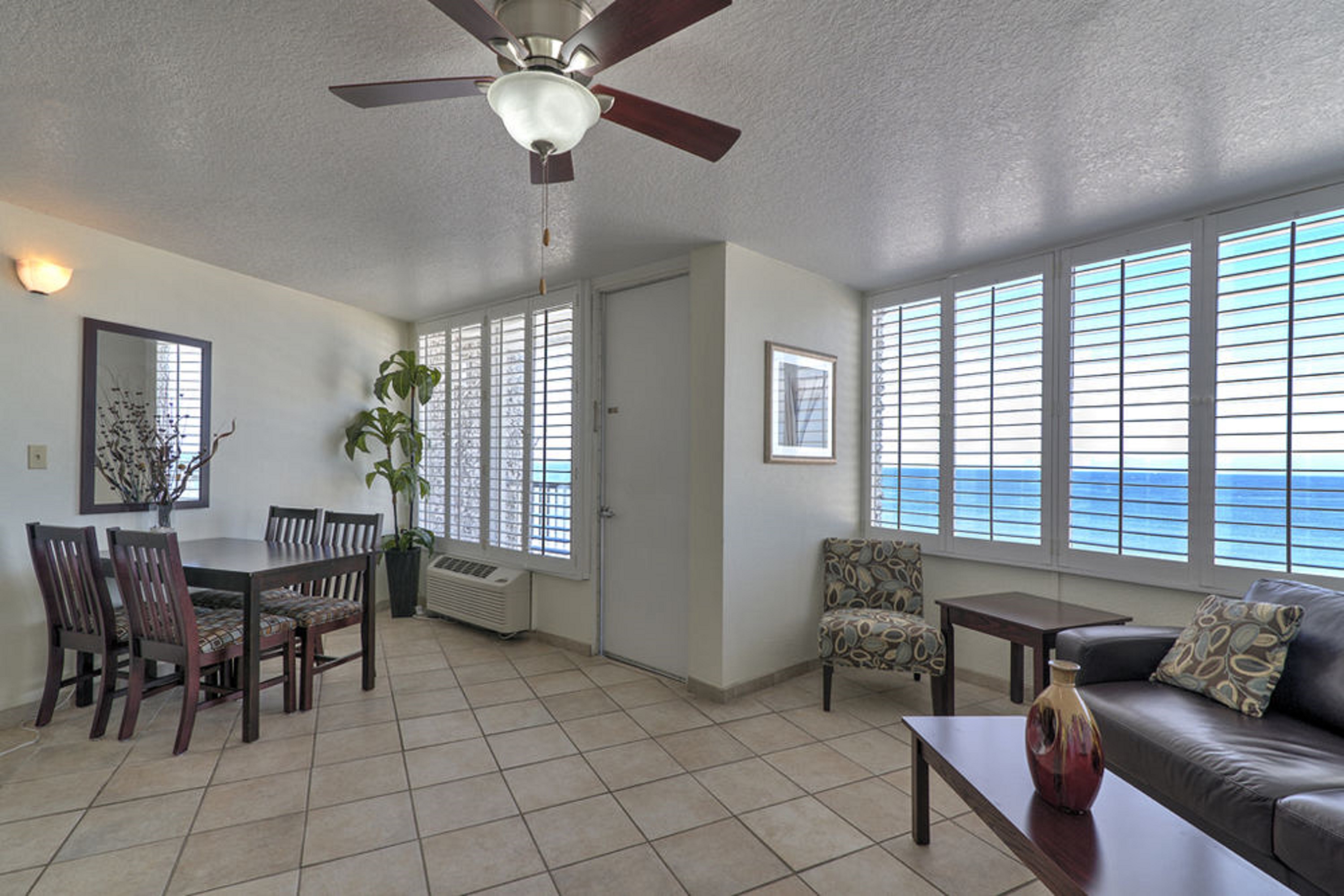 Bellwether Beach Resort