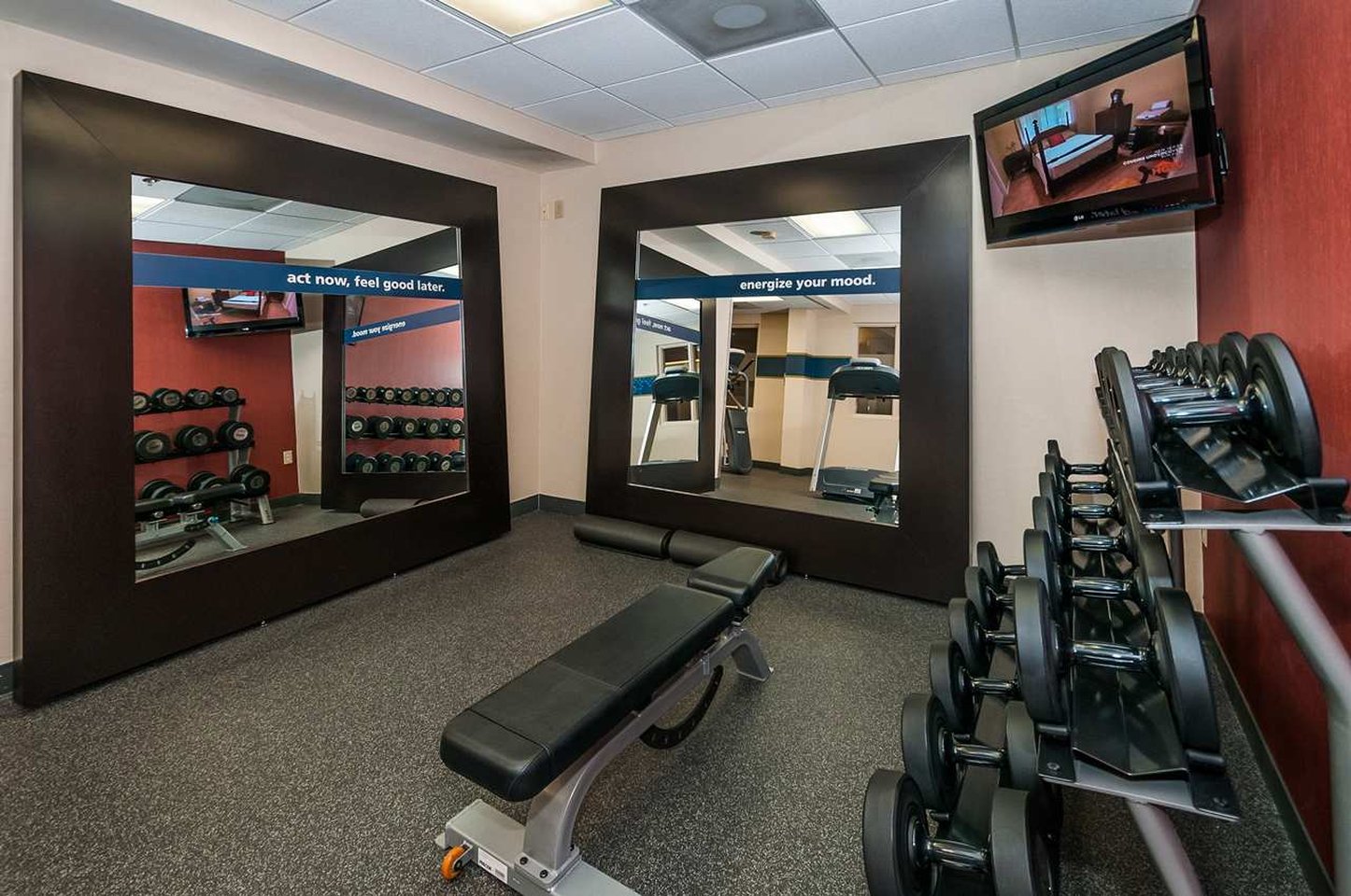 Holiday Inn St. Petersburg West