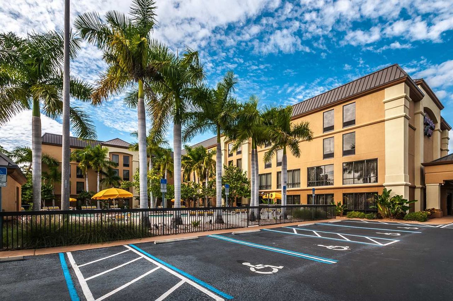 Holiday Inn St. Petersburg West