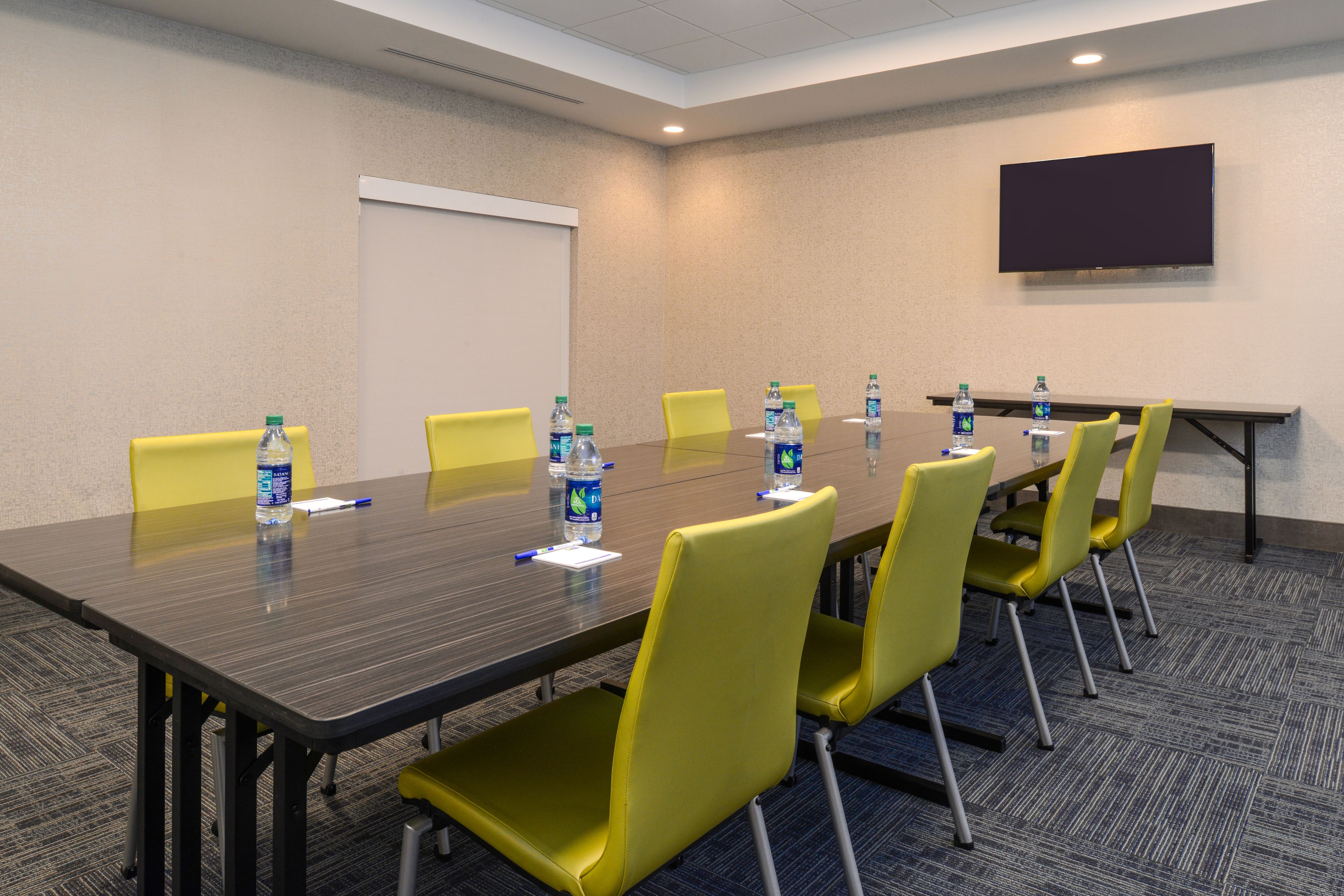 Holiday Inn Express & Suites St. Petersburg - Seminole Area