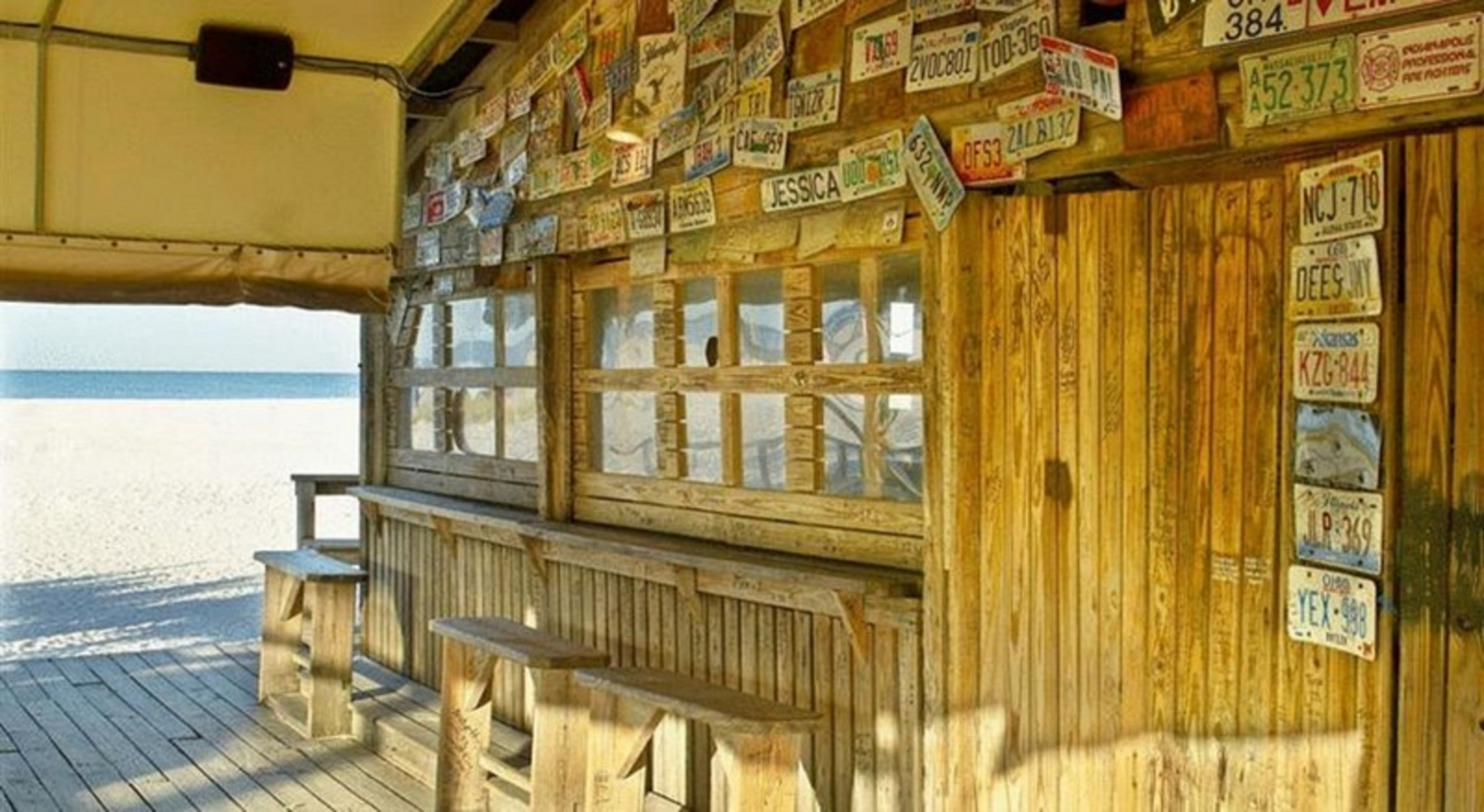 Postcard Inn on the Beach