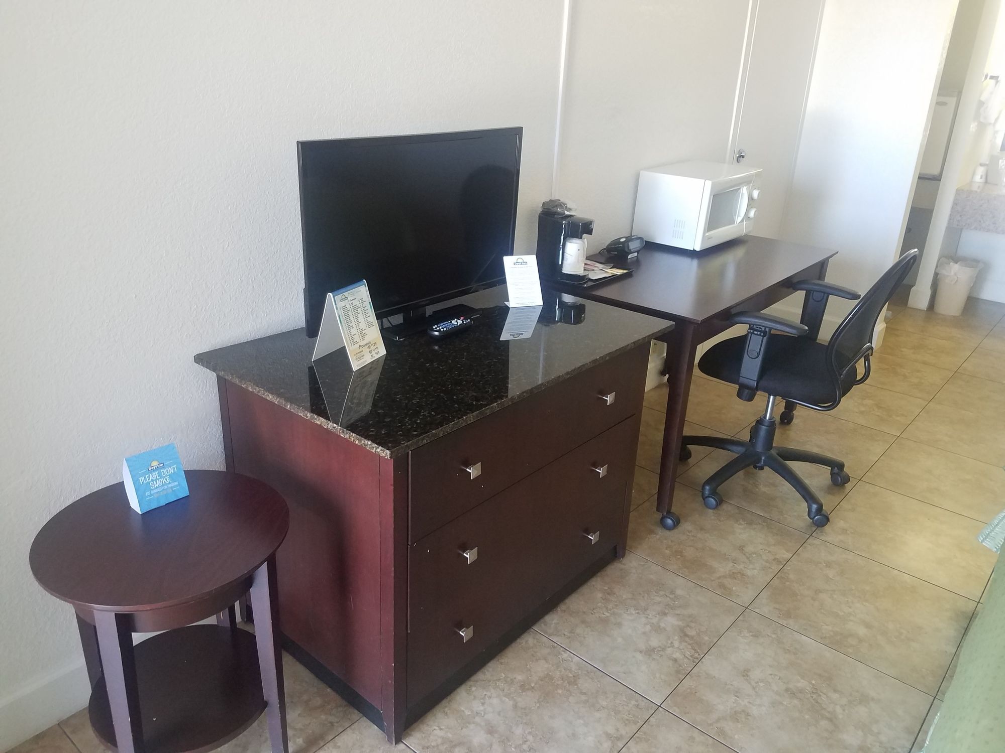 Days Inn by Wyndham St. Petersburg / Tampa Bay Area