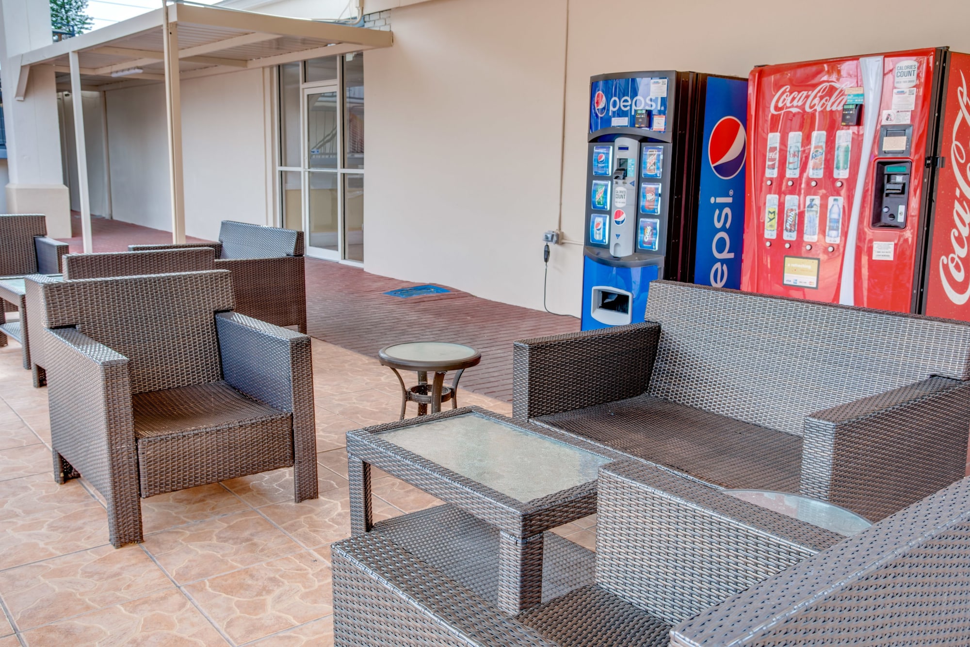 Days Inn by Wyndham St. Petersburg / Tampa Bay Area