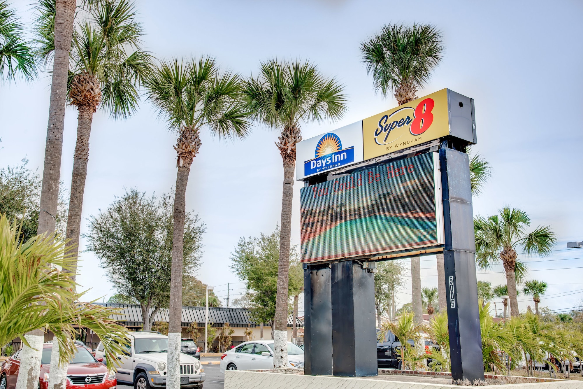 Days Inn by Wyndham St. Petersburg / Tampa Bay Area