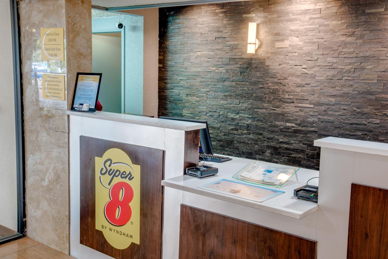 Super 8 by Wyndham St. Petersburg