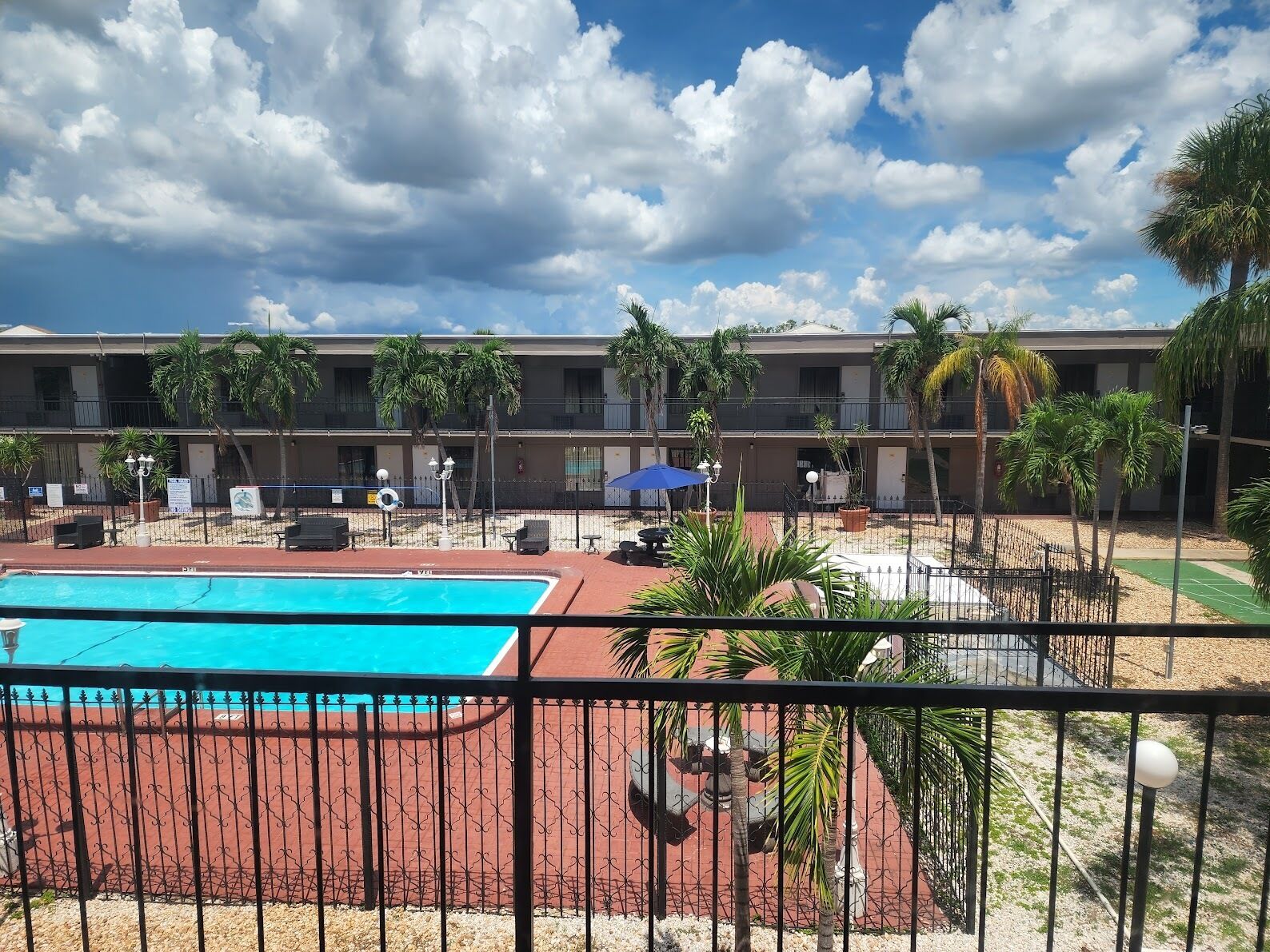 Super 8 by Wyndham St. Petersburg
