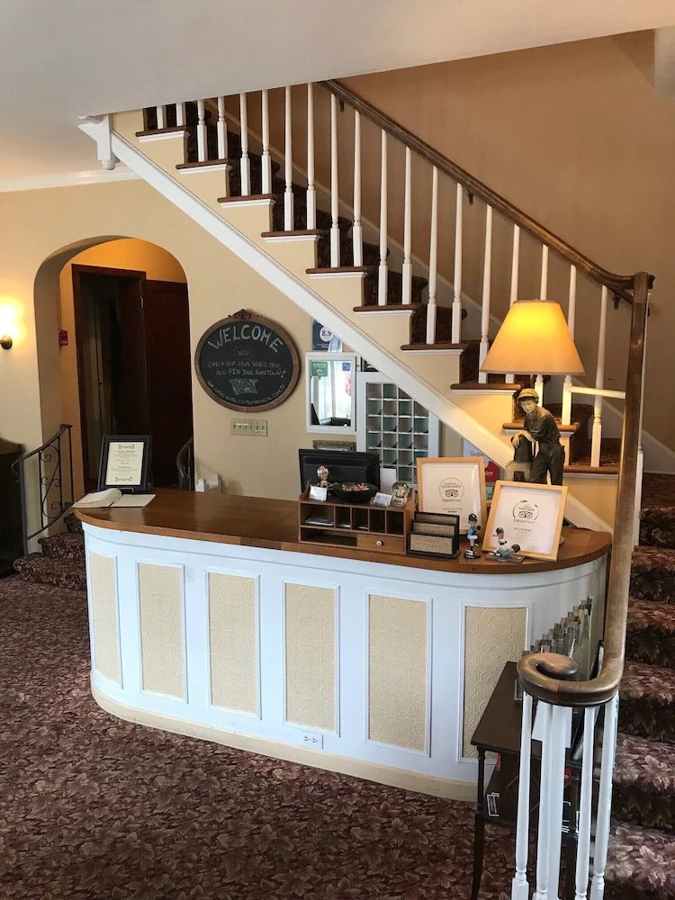 The Inn On Third