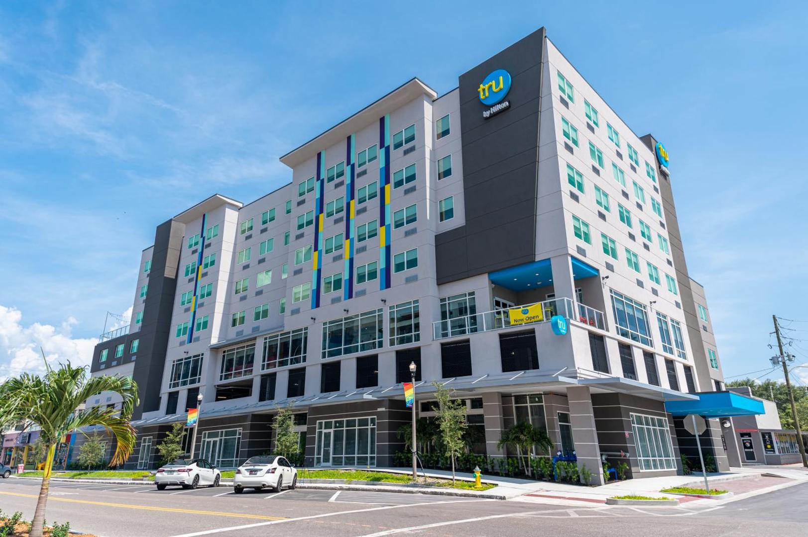 Tru by Hilton St. Petersburg Downtown Central Ave