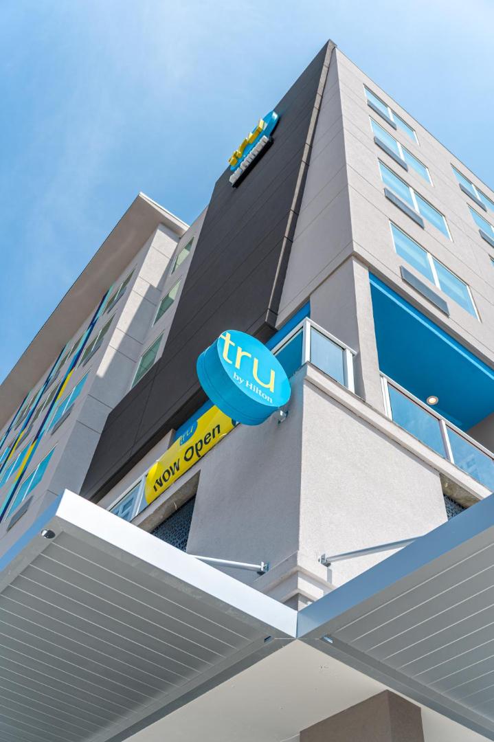 Tru by Hilton St. Petersburg Downtown Central Ave