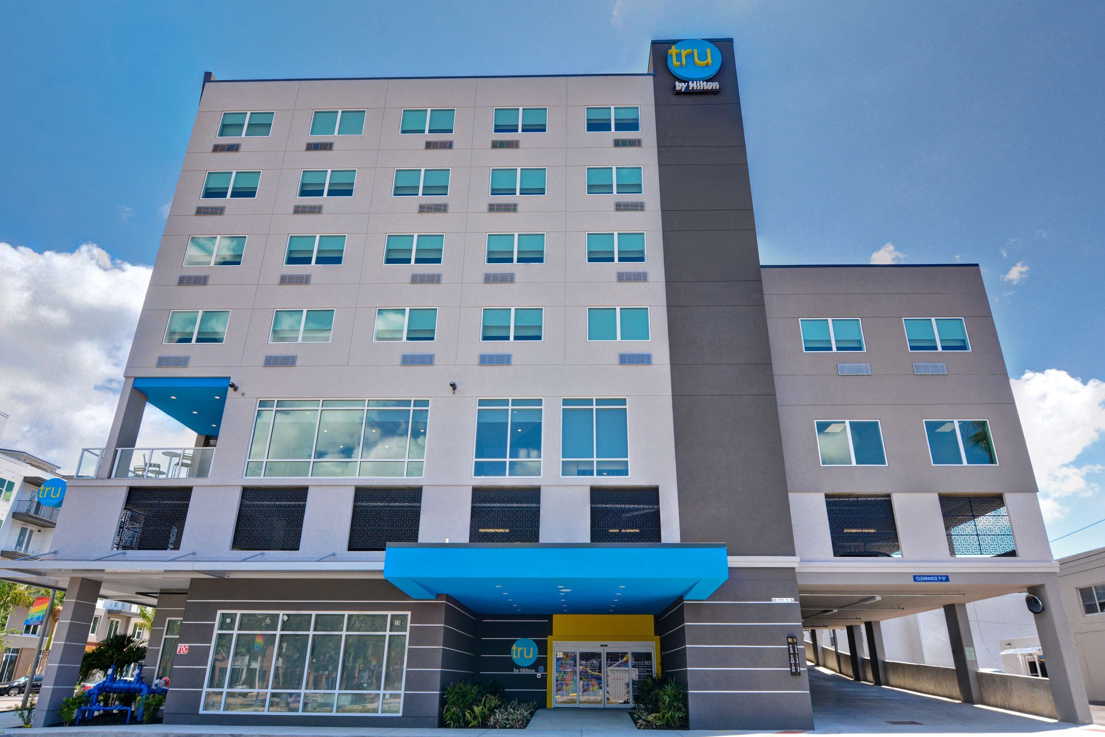 Tru by Hilton St. Petersburg Downtown Central Ave