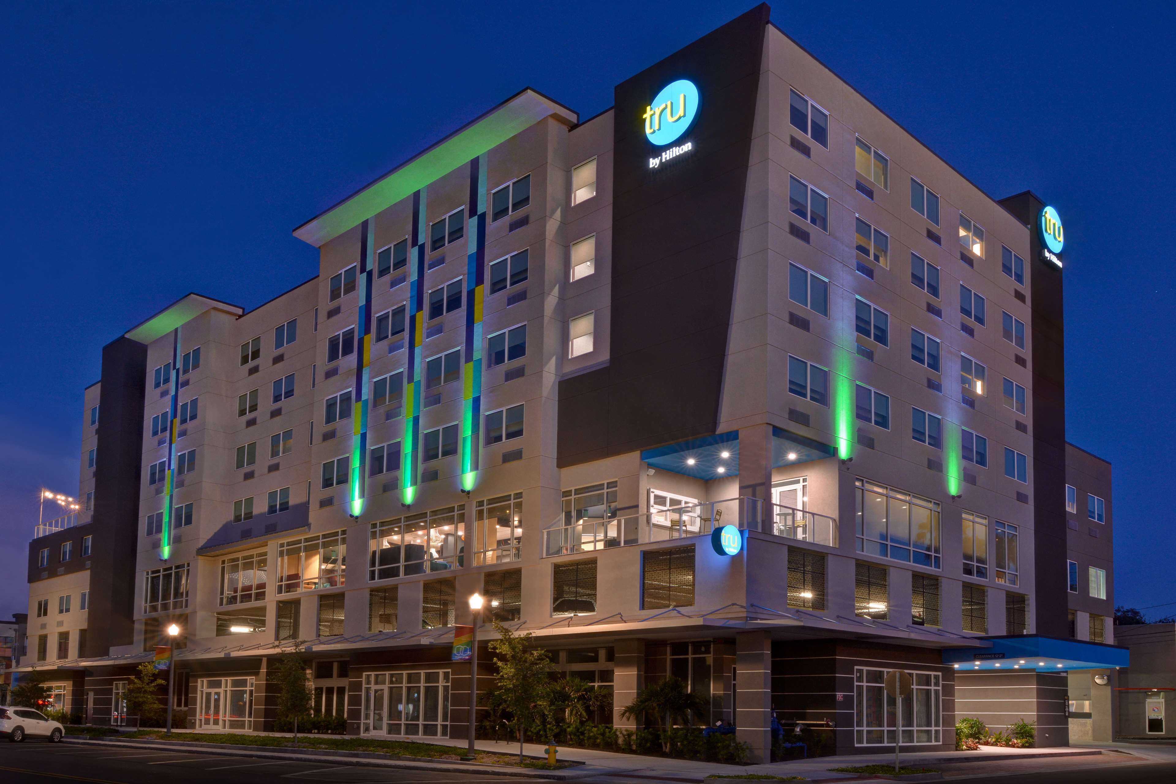 Tru by Hilton St. Petersburg Downtown Central Ave