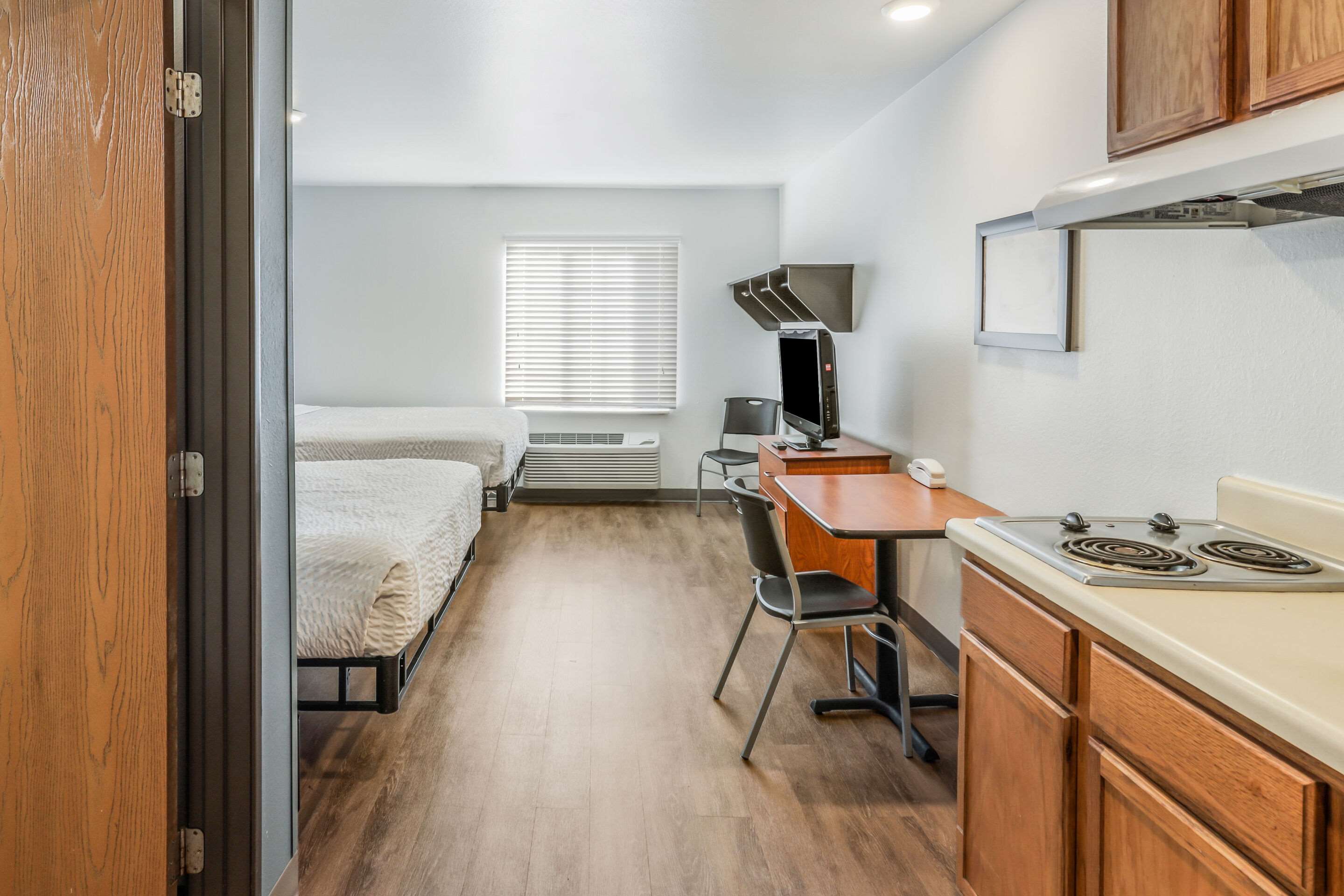 Extended Stay America Select Suites Tallahassee East