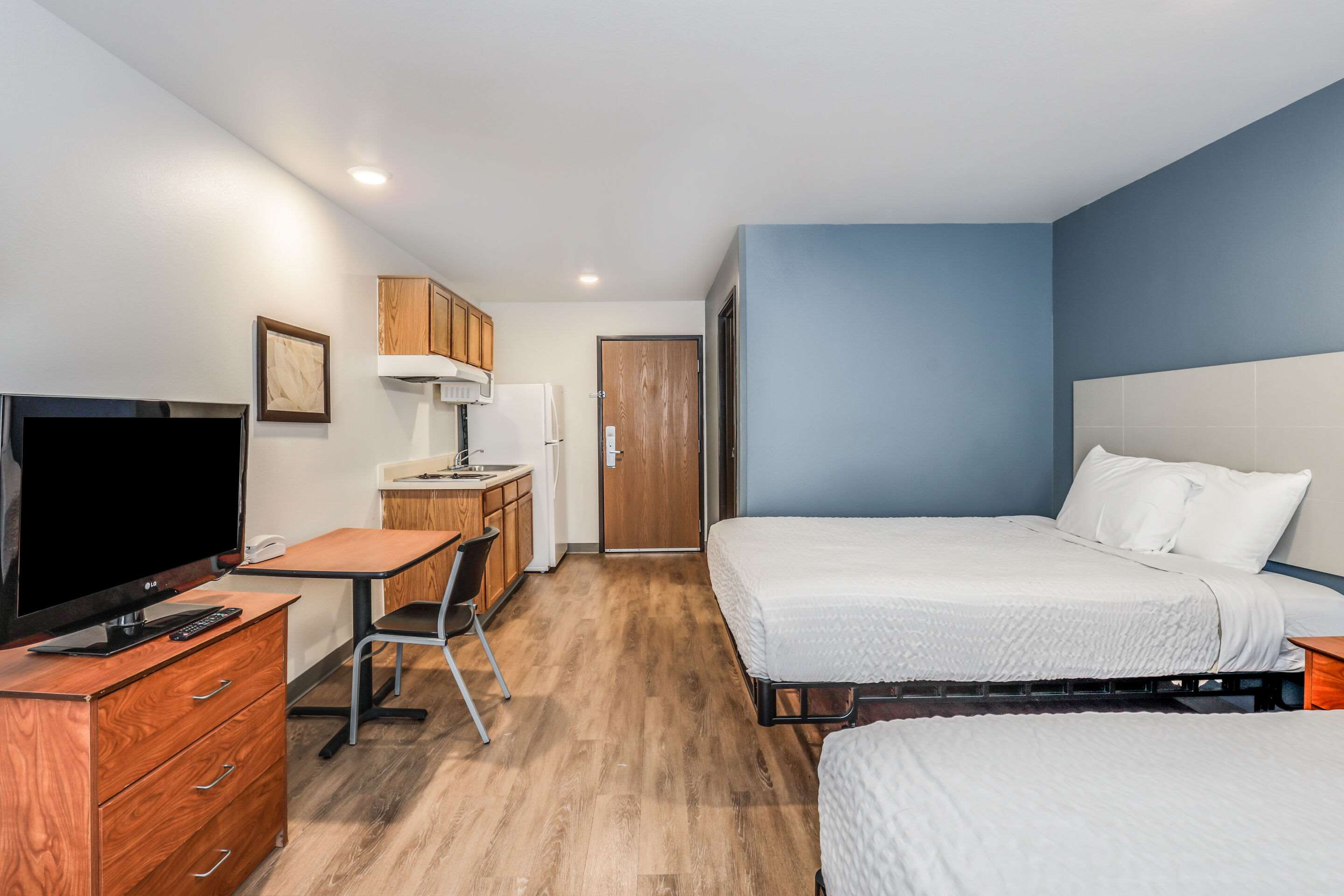 Extended Stay America Select Suites Tallahassee East