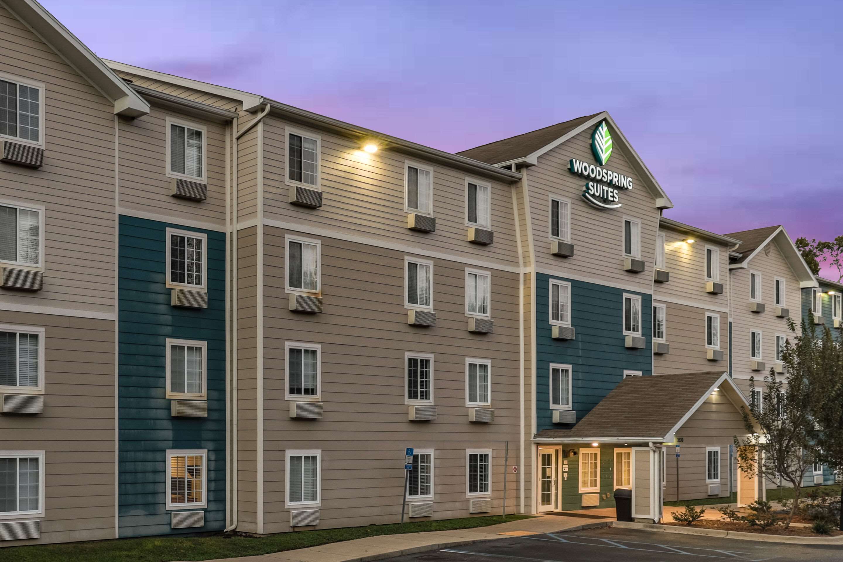 Extended Stay America Select Suites Tallahassee East