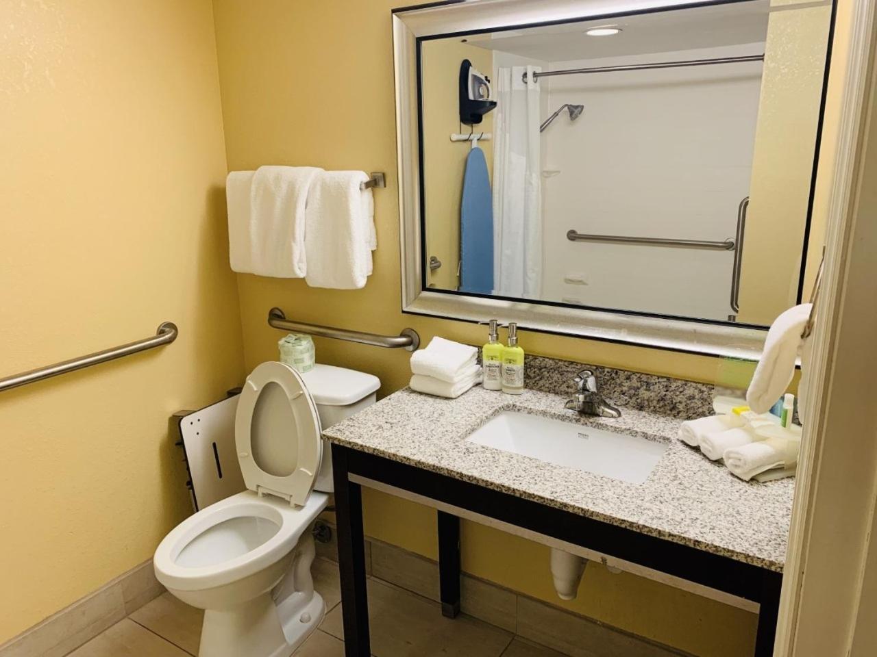 Holiday Inn Express Tallahassee - I-10 E