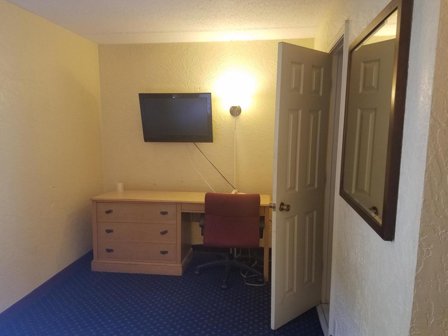Motel 6 Tallahassee, FL – North Monroe