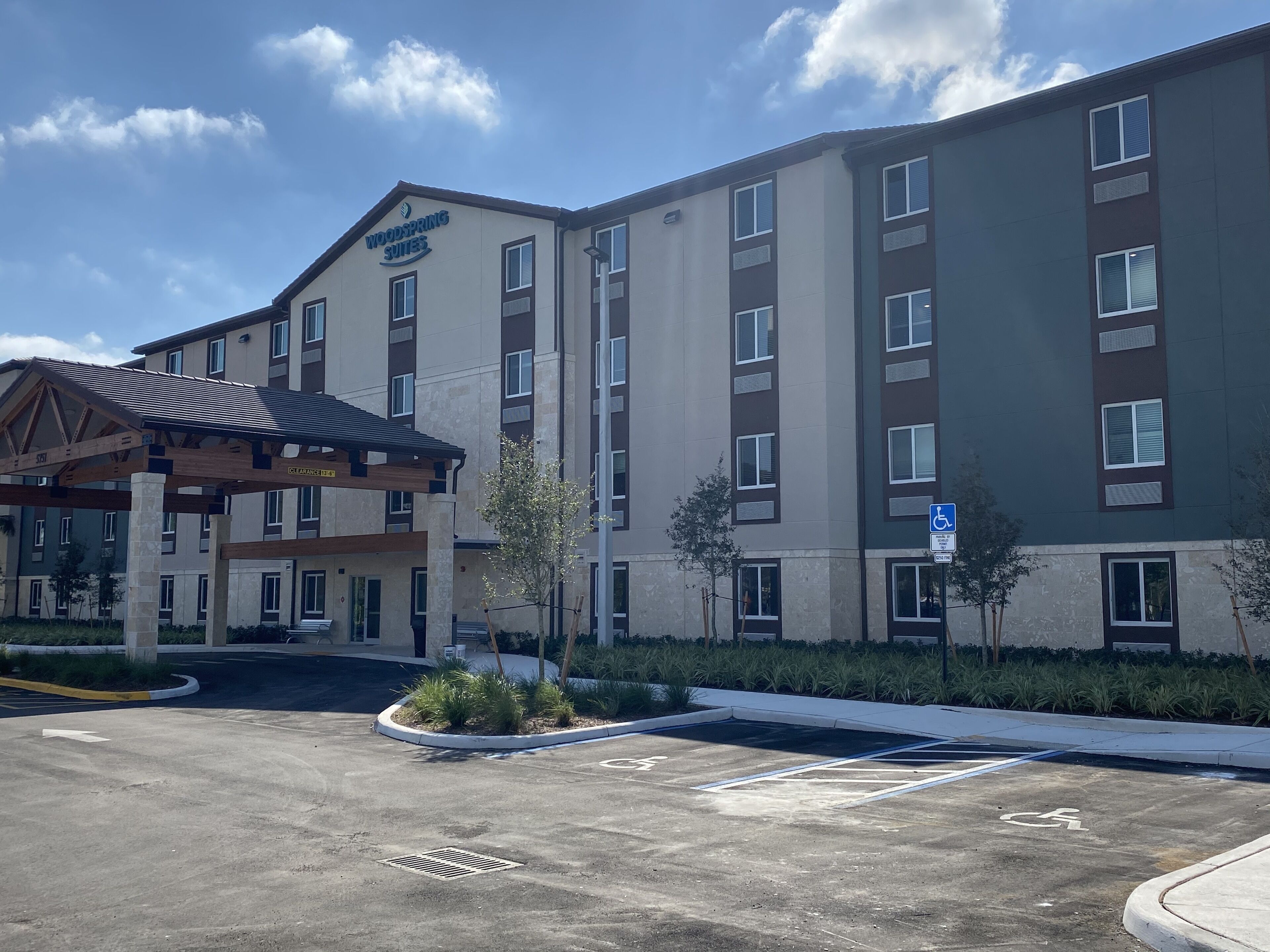 WoodSpring Suites Tamarac