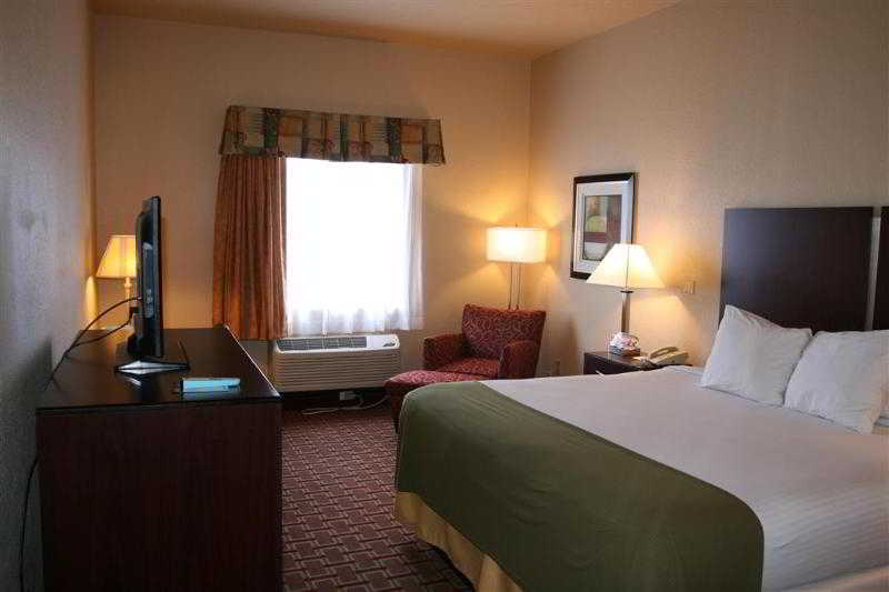 Best Western Tampa