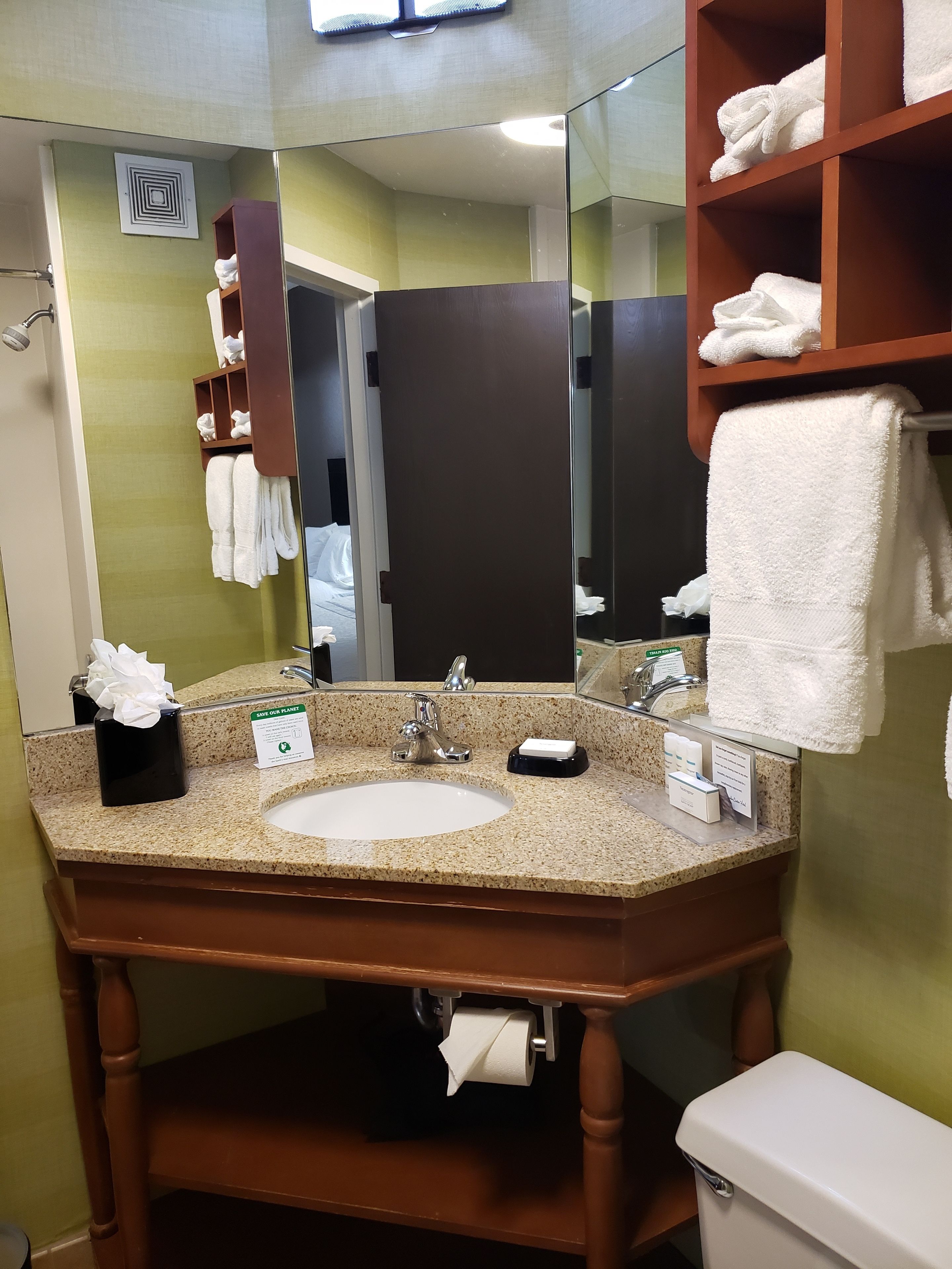 Spark by Hilton Tampa Brandon