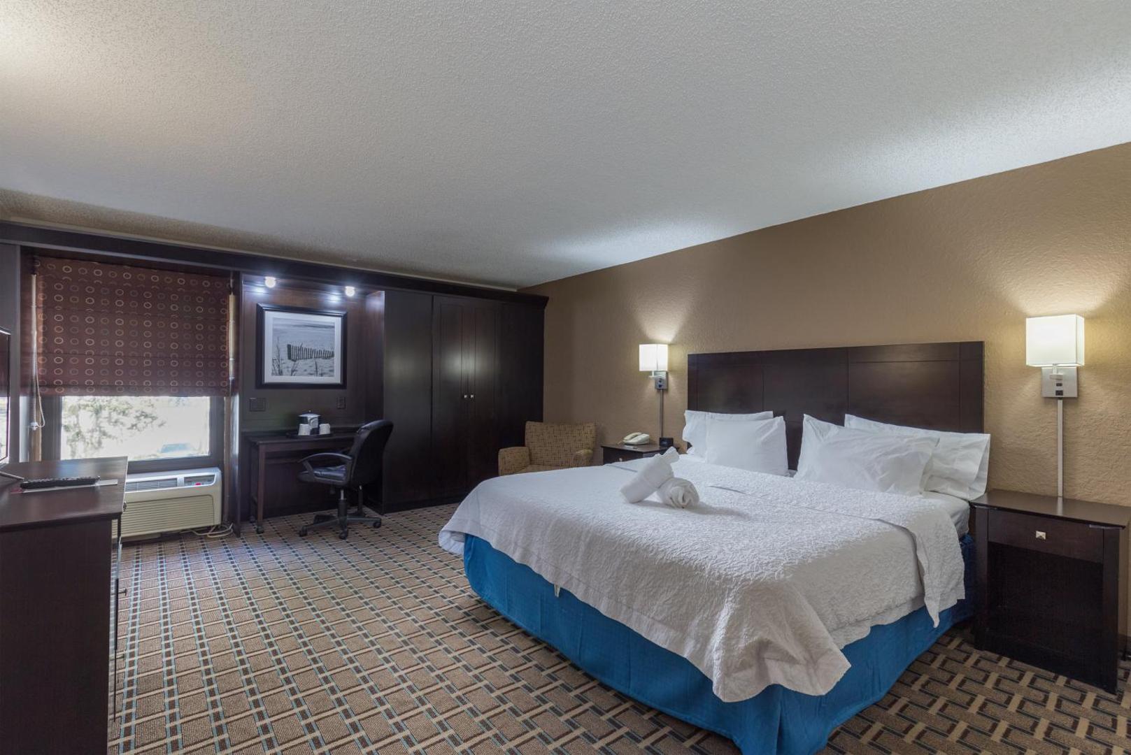 Spark by Hilton Tampa Brandon