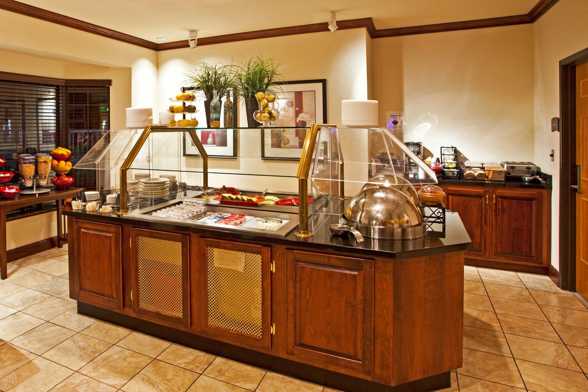 Staybridge Suites Tampa East-Brandon