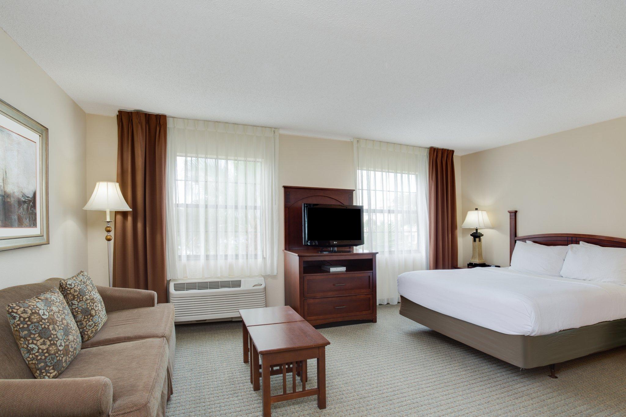 Staybridge Suites Tampa East-Brandon