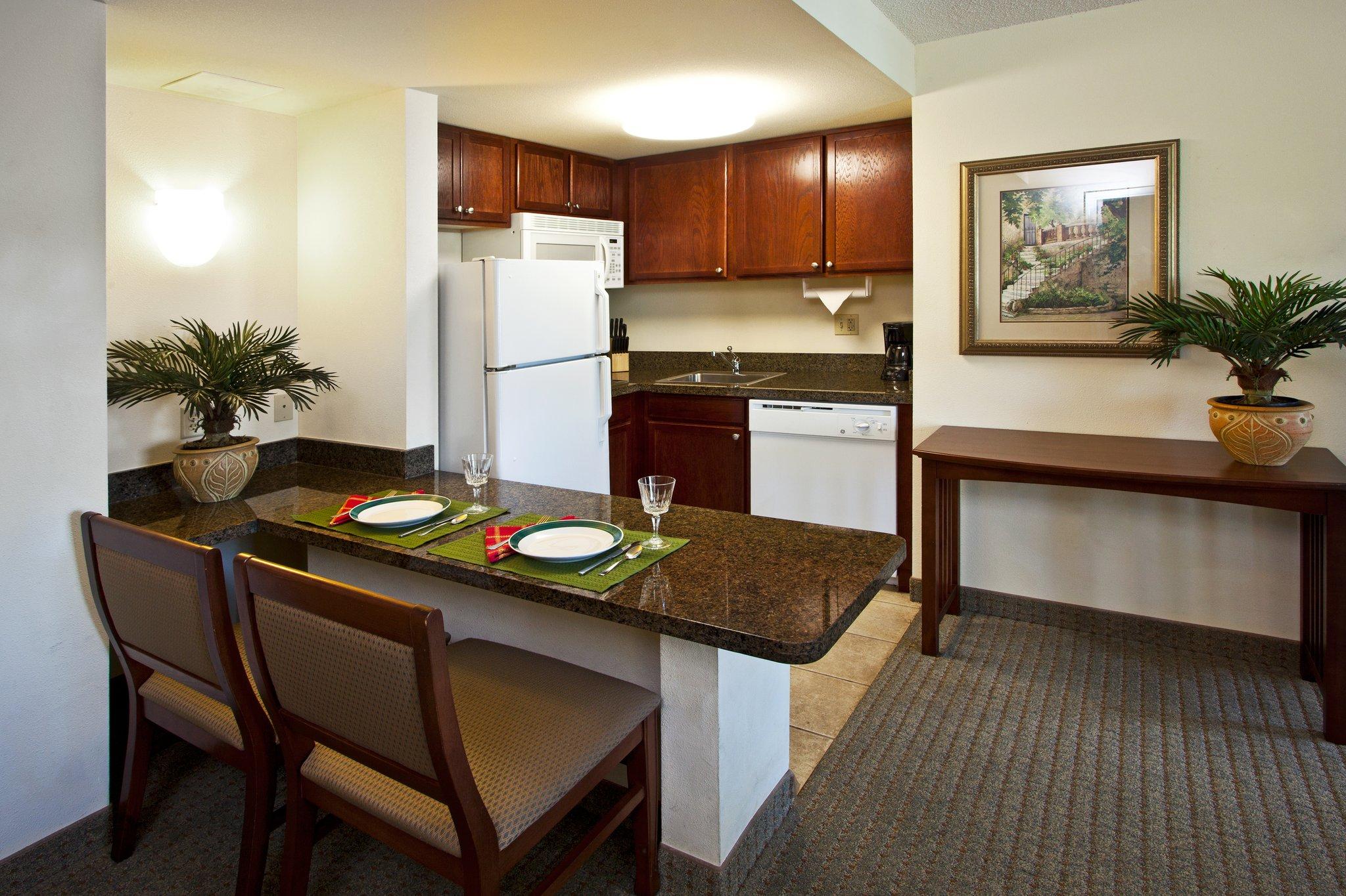Staybridge Suites Tampa East-Brandon